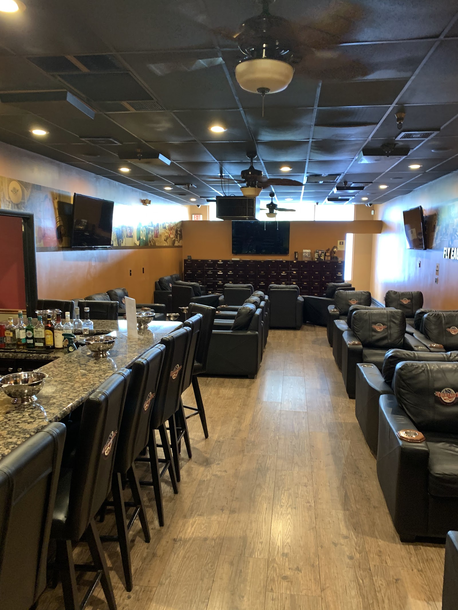 Heritage Premium Cigar Shop photo 2
