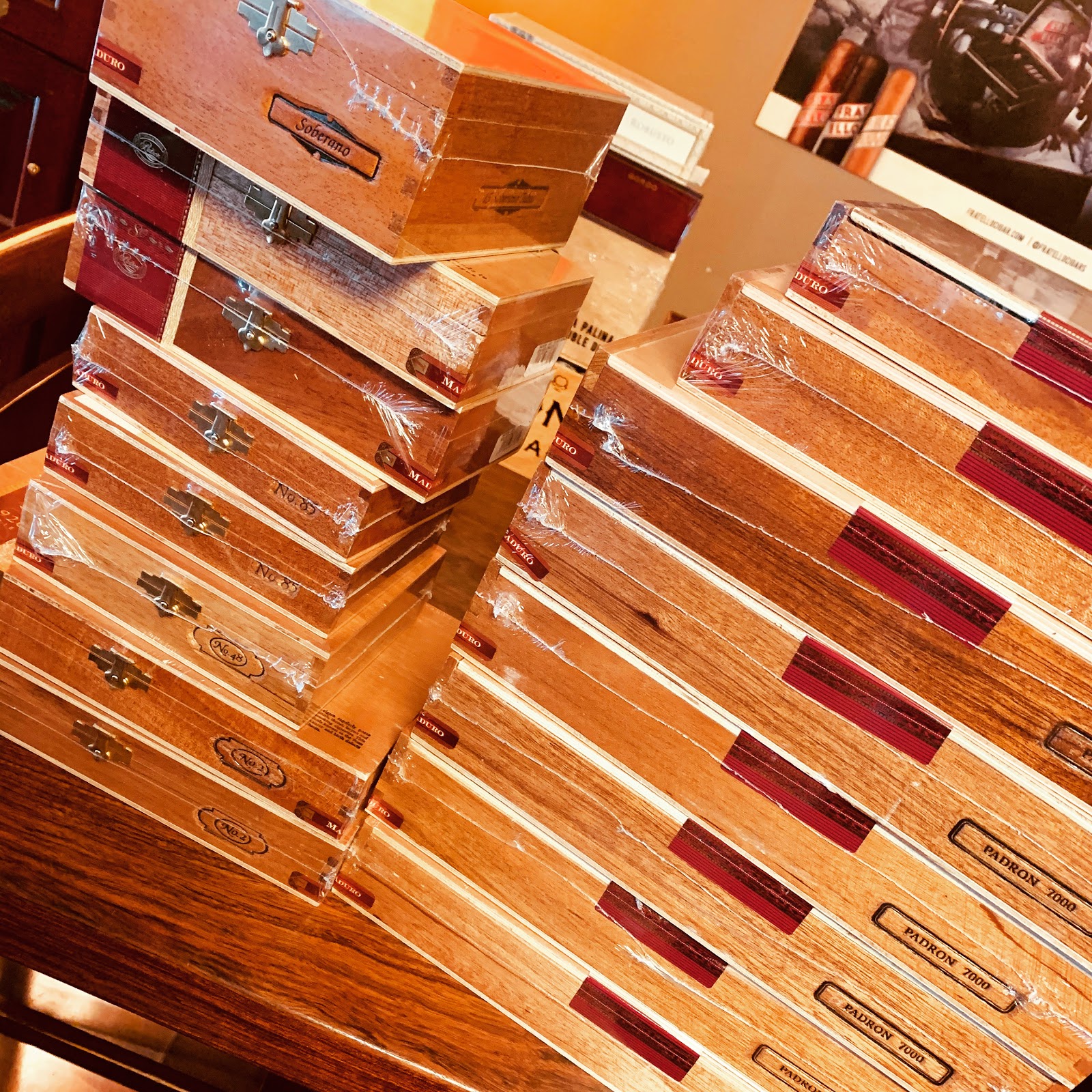 Hogshead Cigar Lounge photo 8
