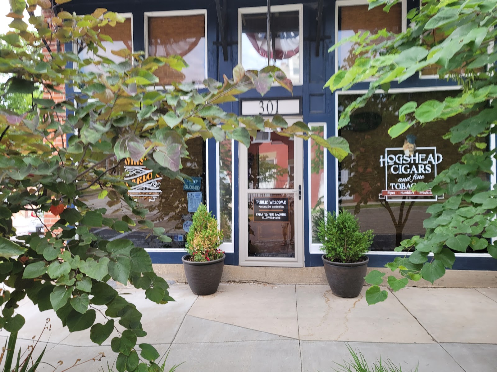 HogsHead Cigars & Fine Tobaccos