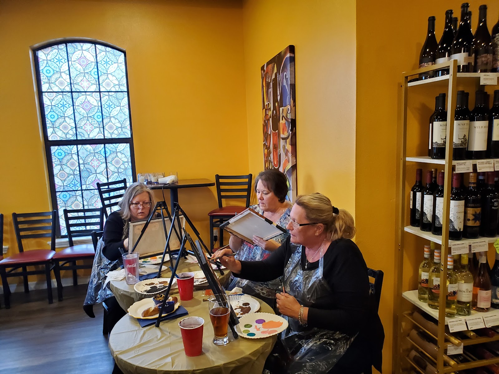 Holy Sh'mokes Cigar & Wine Lounge photo 2