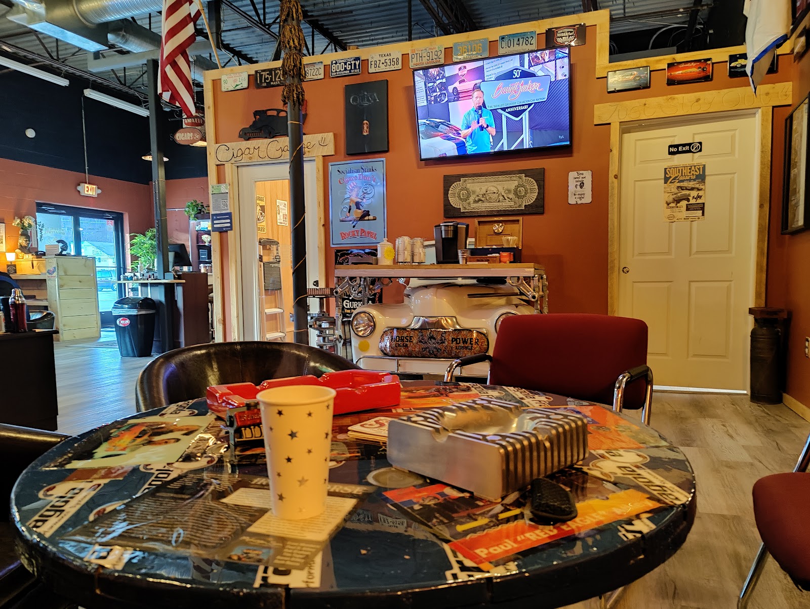 Horsepower Cigar Lounge LLC photo 3