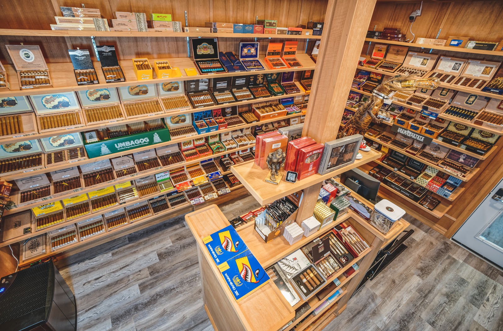 Horsepower Cigar Lounge LLC photo 8