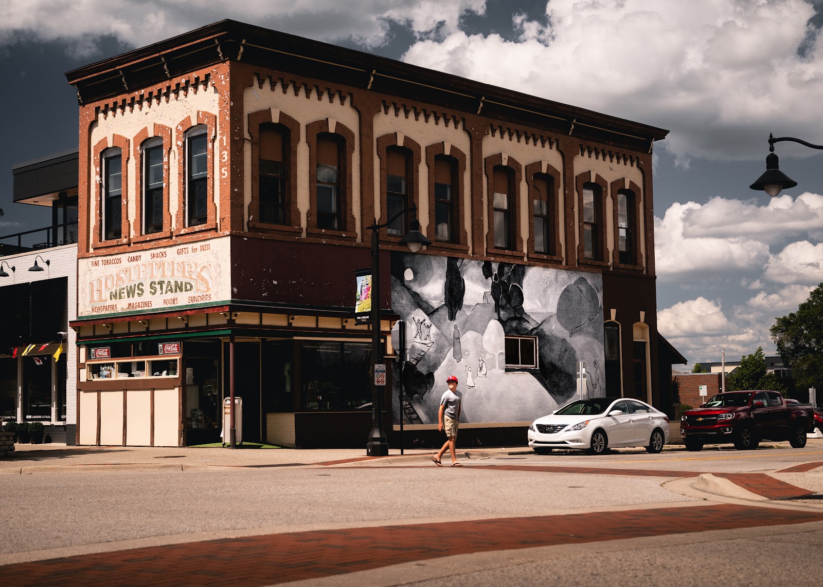 Hostetter's News Agency photo 3
