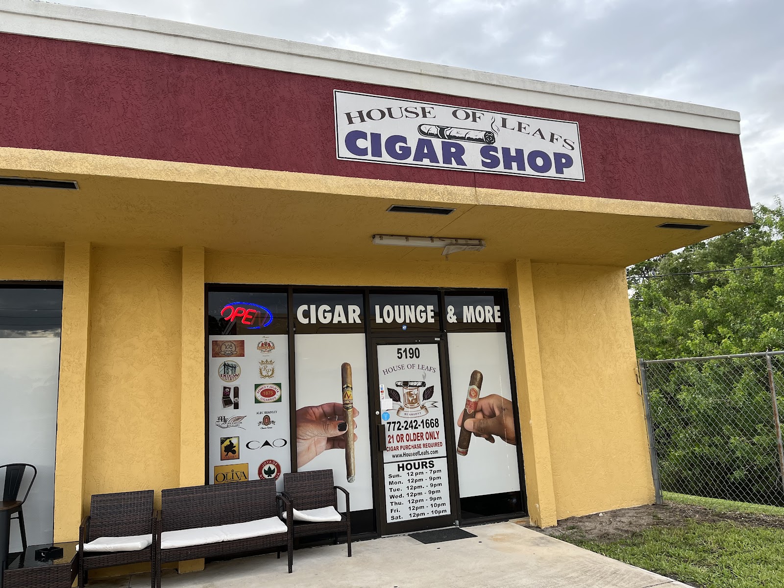 House of Leafs By Groovy Cigar Shop LLC photo 7