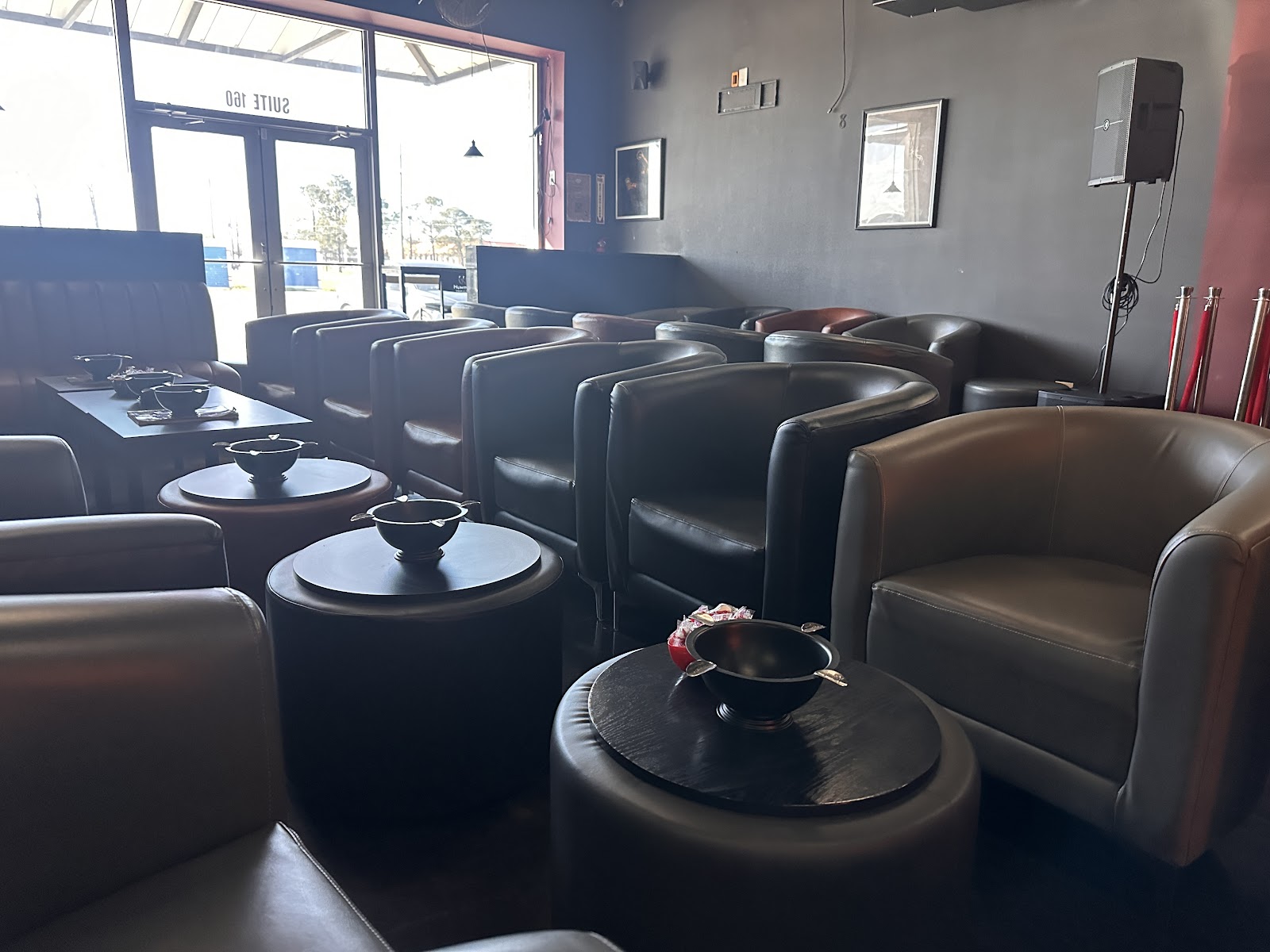 Humidor Cigar Lounge