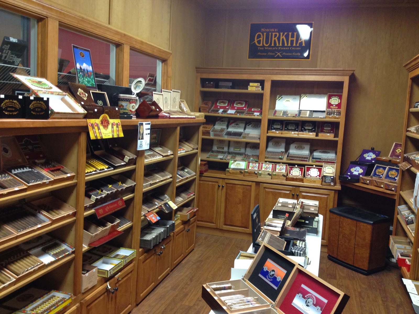 Humidor Fine Cigars photo 3