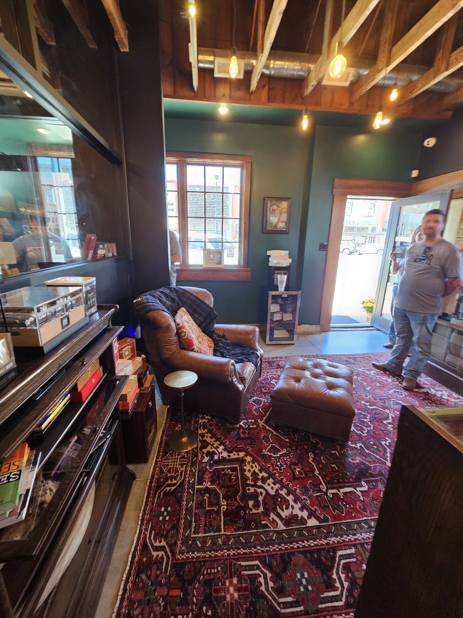 Hutch Humidor photo 6