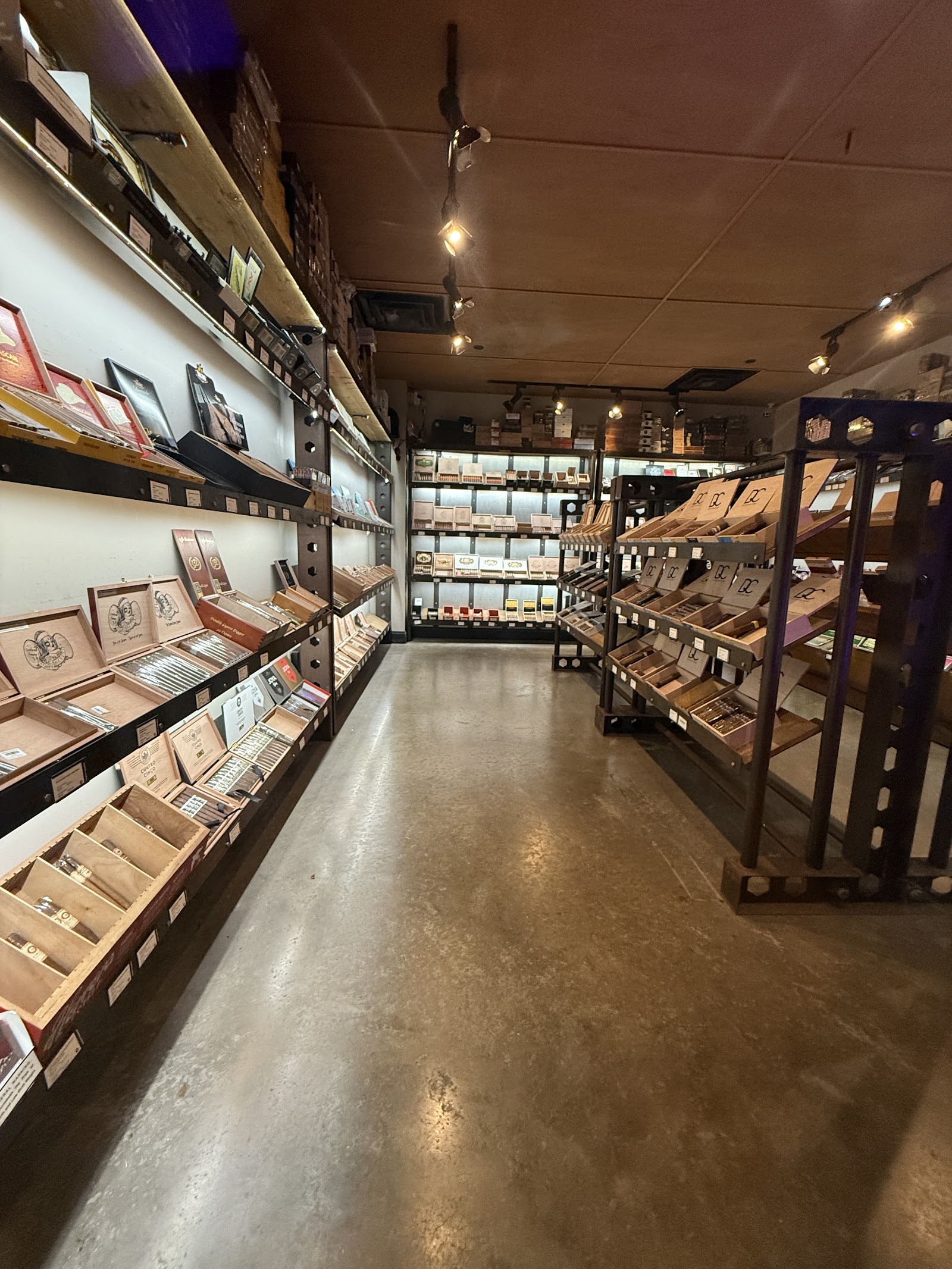Industrial Cigar Company photo 9