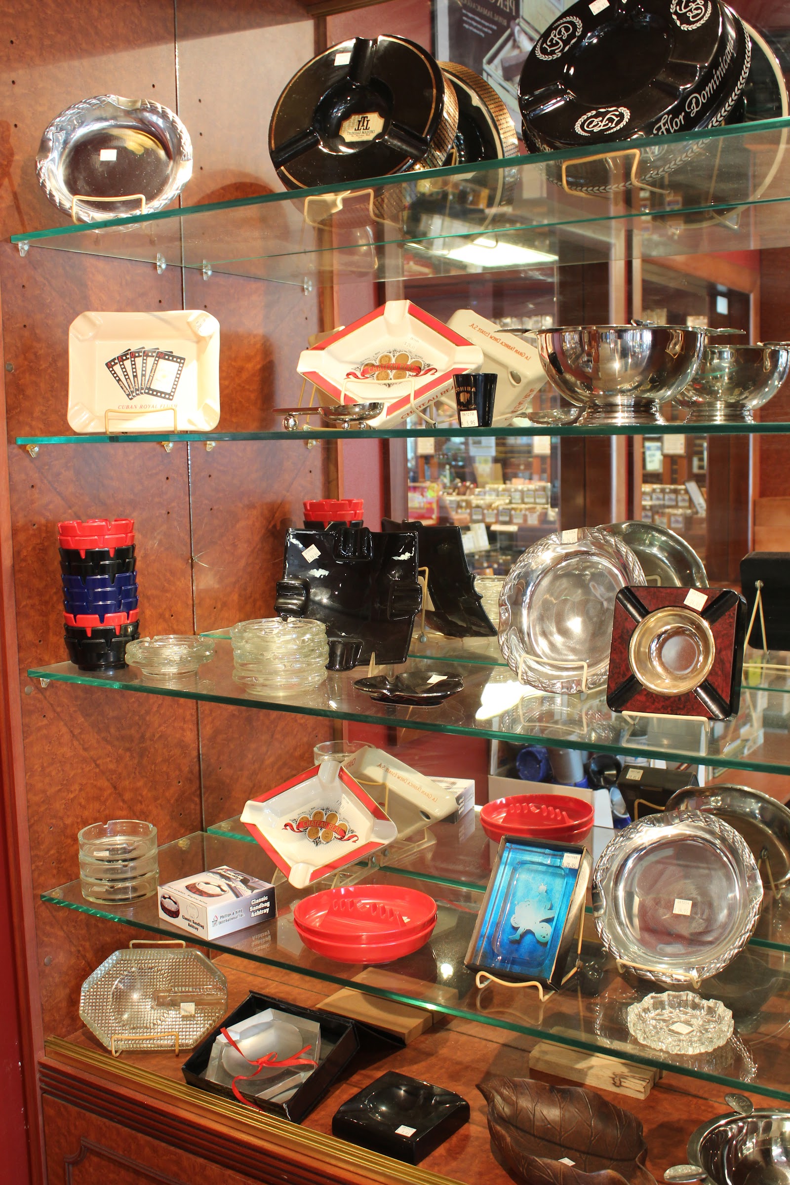 Island Smoke Shop photo 7