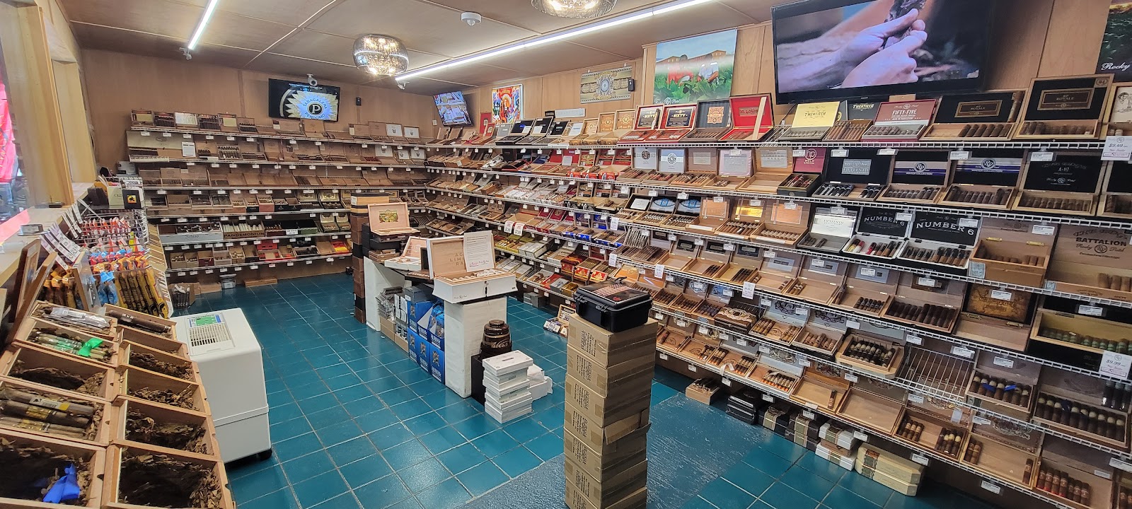 Jay's Smoke Shop photo 2