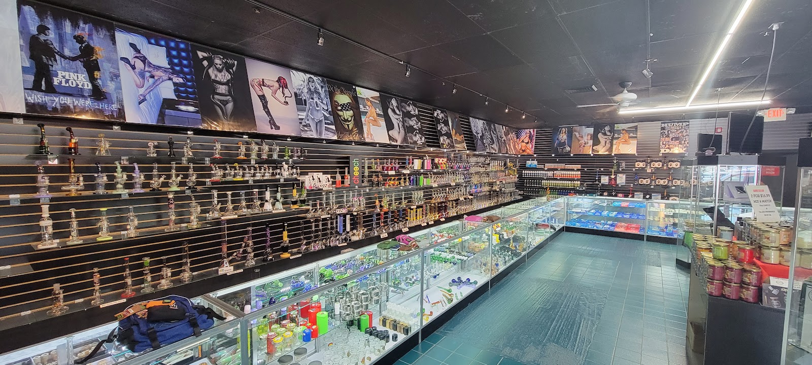 Jay's Smoke Shop photo 7