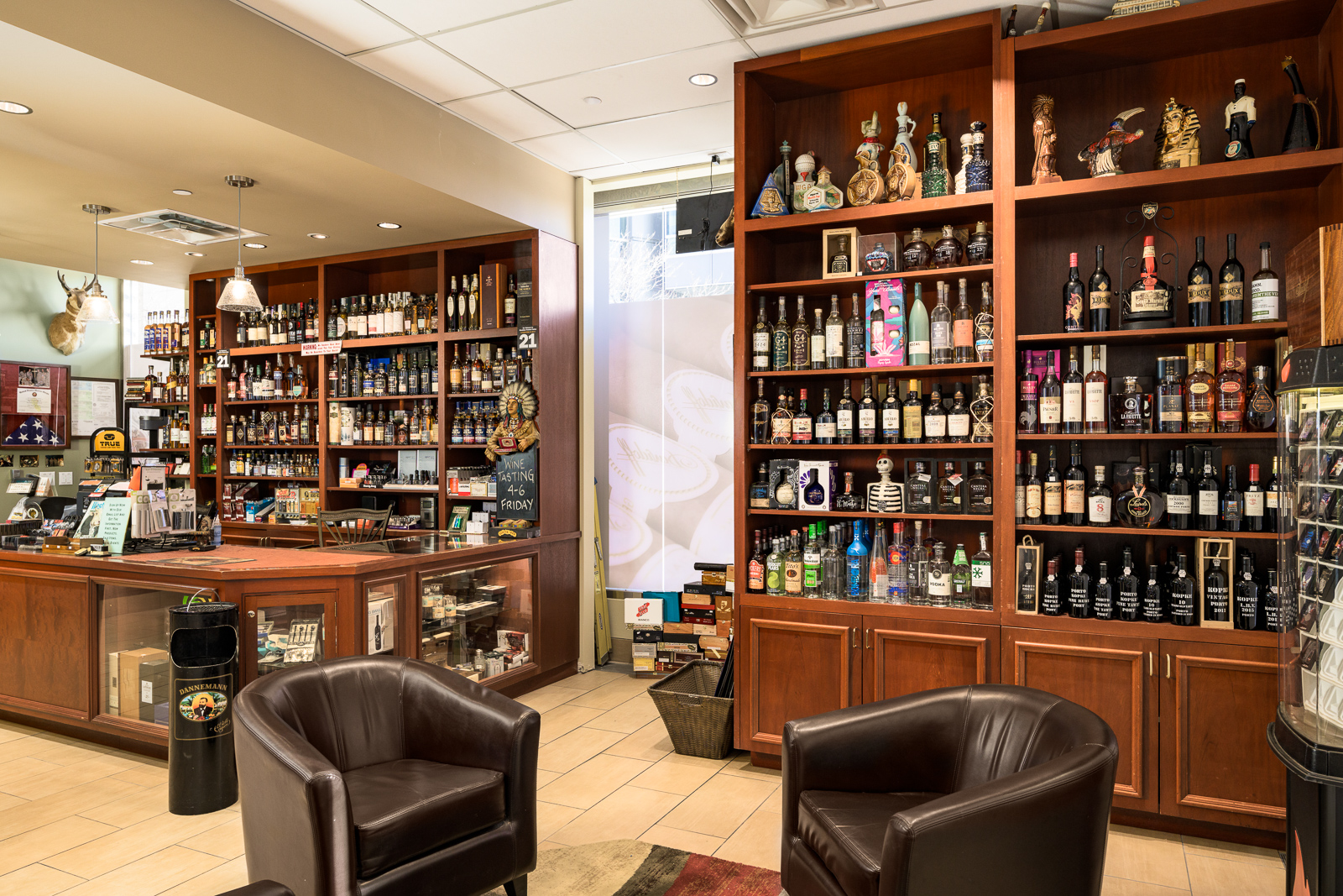 Jerri's Tobacco Shop & Fine Wines photo 3