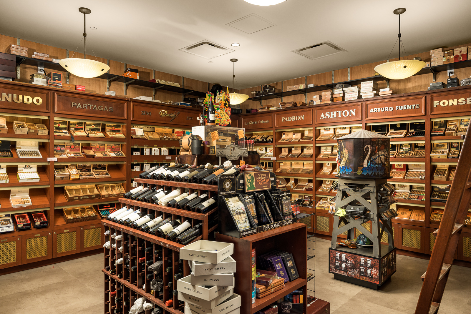 Jerri's Tobacco Shop & Fine Wines photo 7