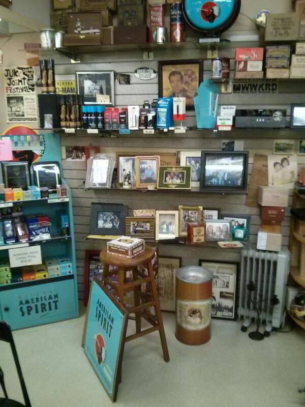Jewel's Cigar & Briar Shop photo 2