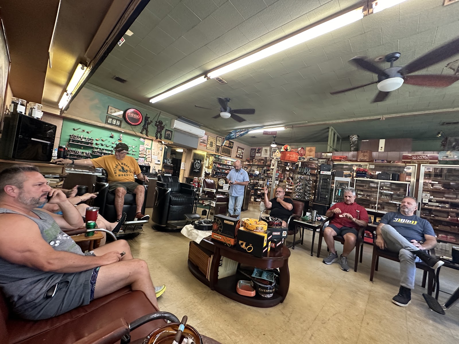 Jewel's Cigar & Briar Shop photo 5