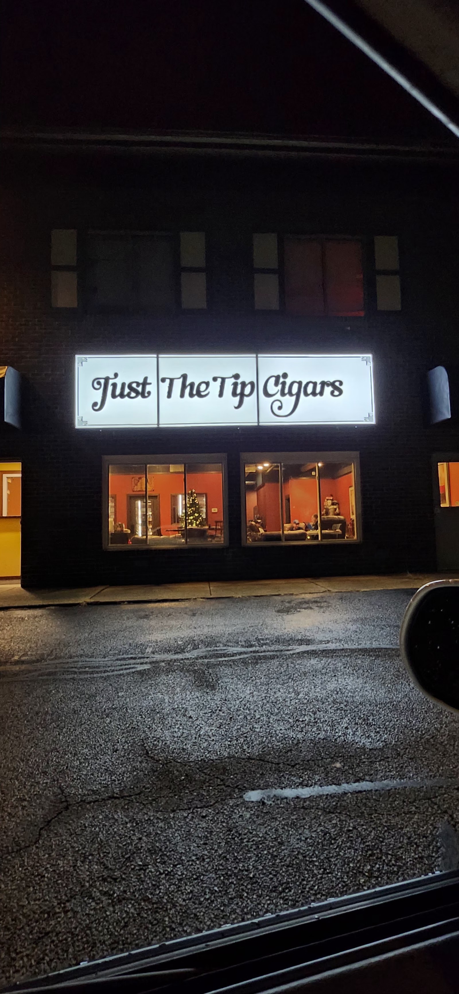 Just The Tip Cigars photo 6