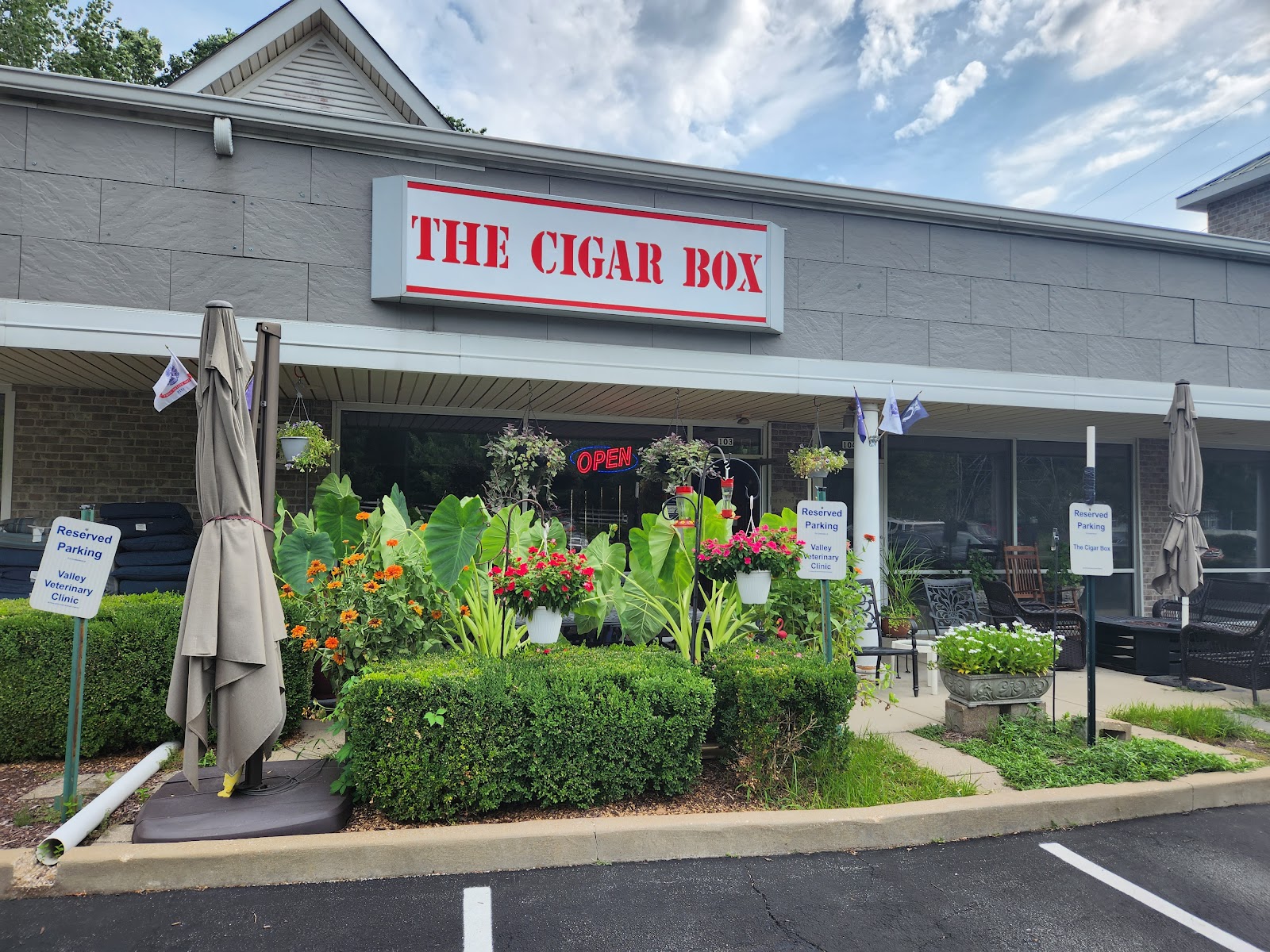 K-Dub LLC DBA The Cigar Box