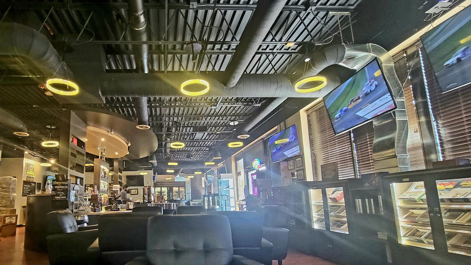 Karma Cigar Bar photo 3
