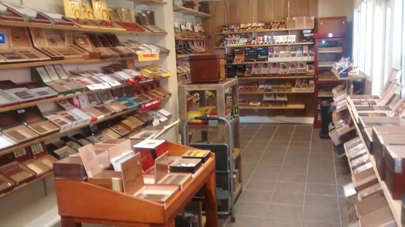Kern Place Cigars photo 2