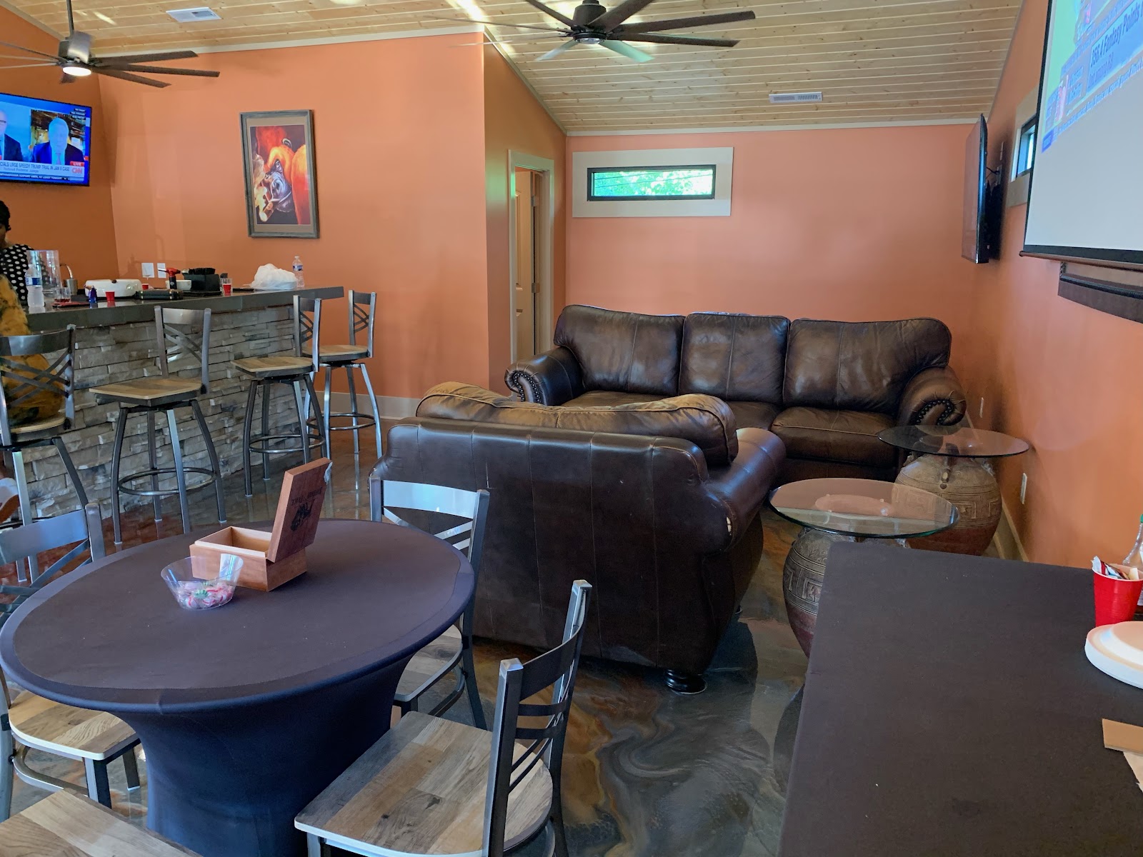 Klassic Smokes Cigar Lounge photo 8
