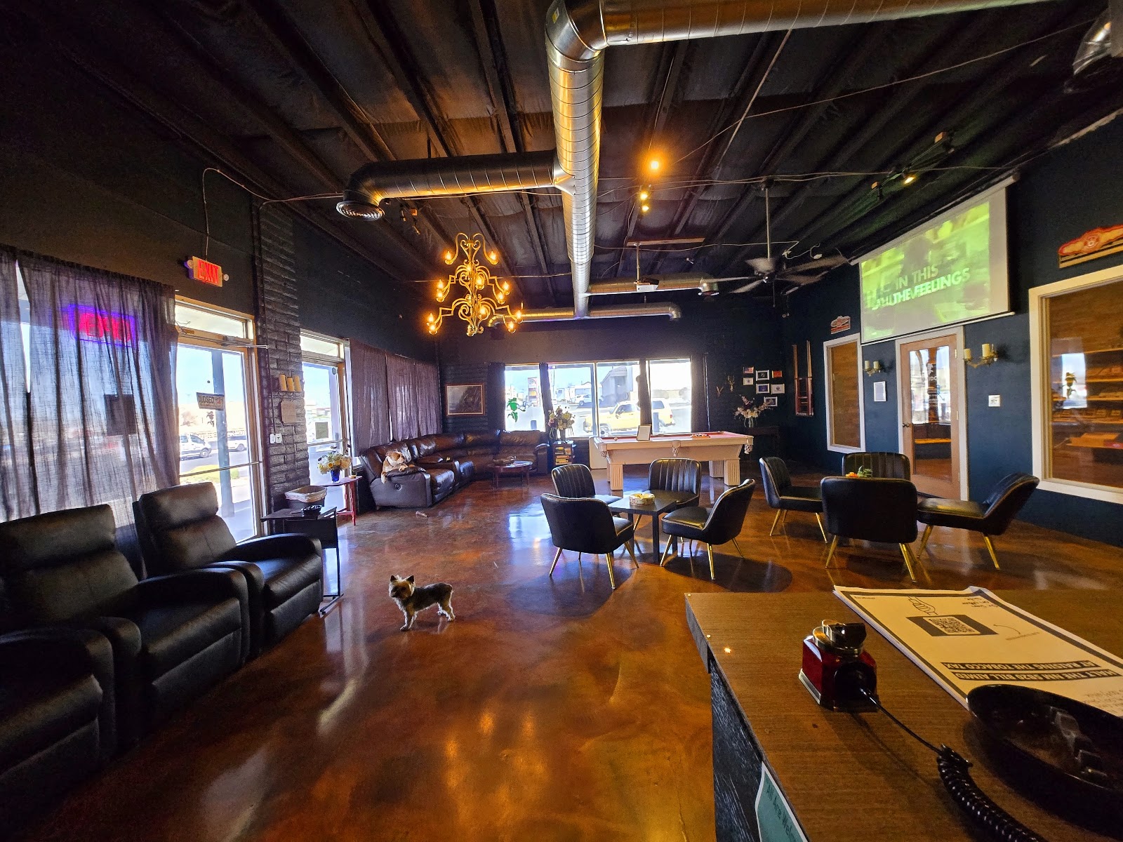 Lady Huntingtons Fine Cigar & Pipe Lounge photo 8