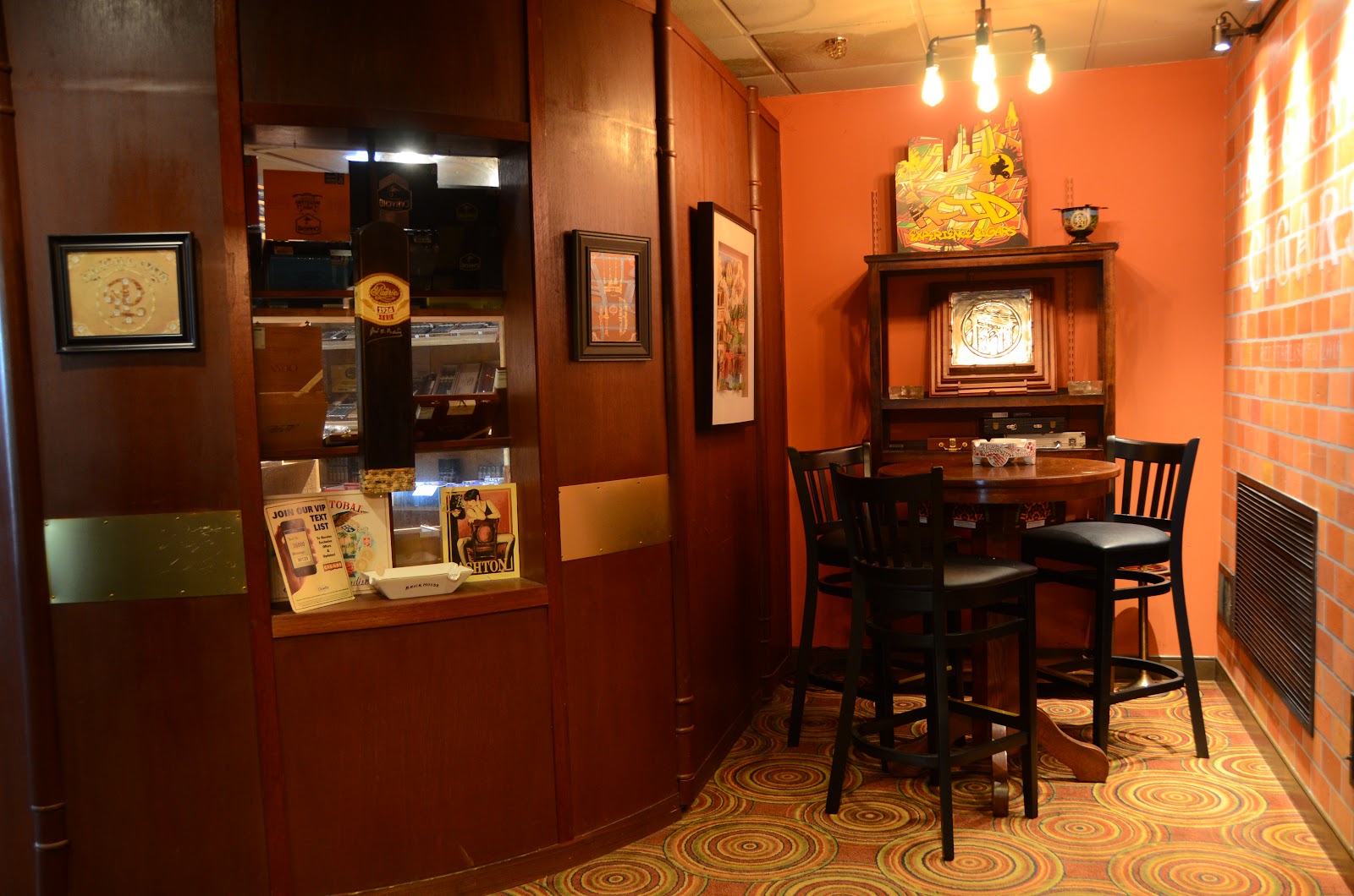 Lake Country Cigars photo 5