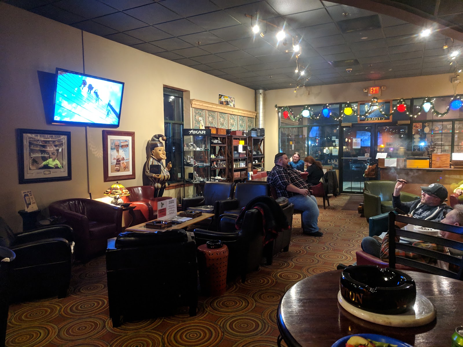 Lake Country Cigars photo 6