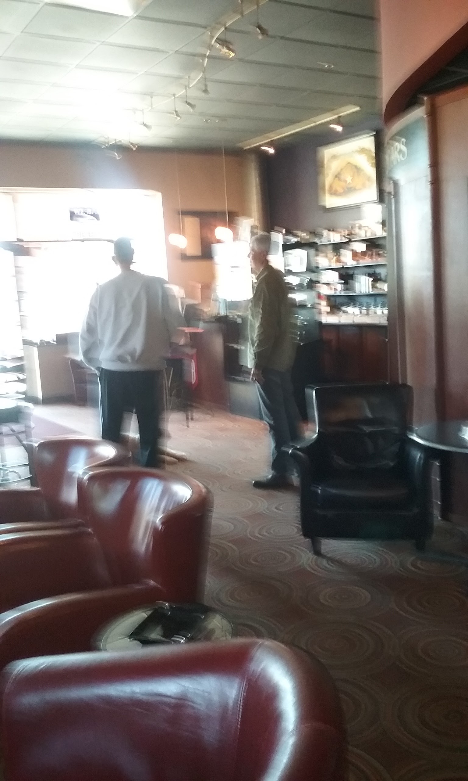 Lake Country Cigars photo 8