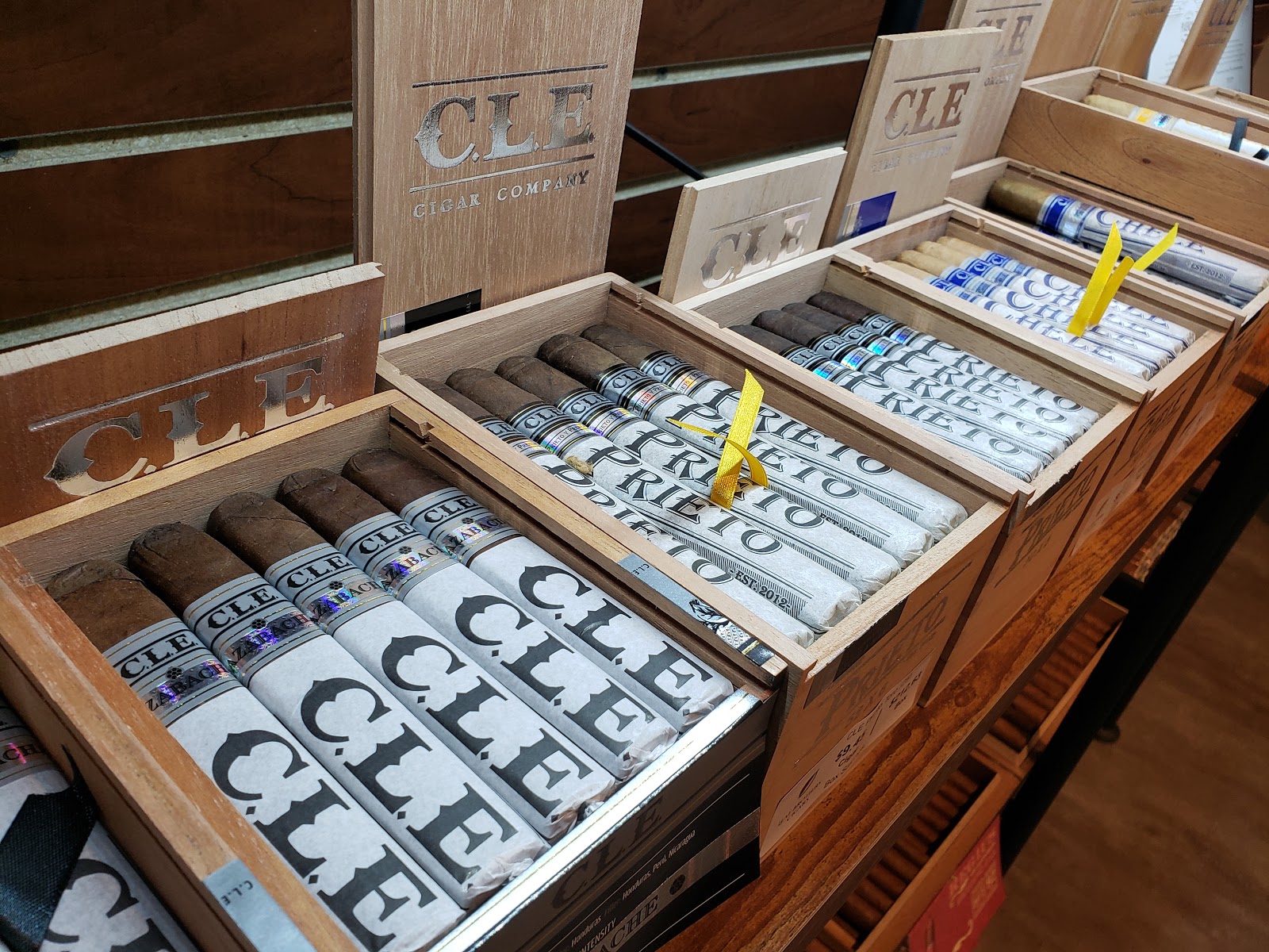 Leaf Brothers Cigars photo 7