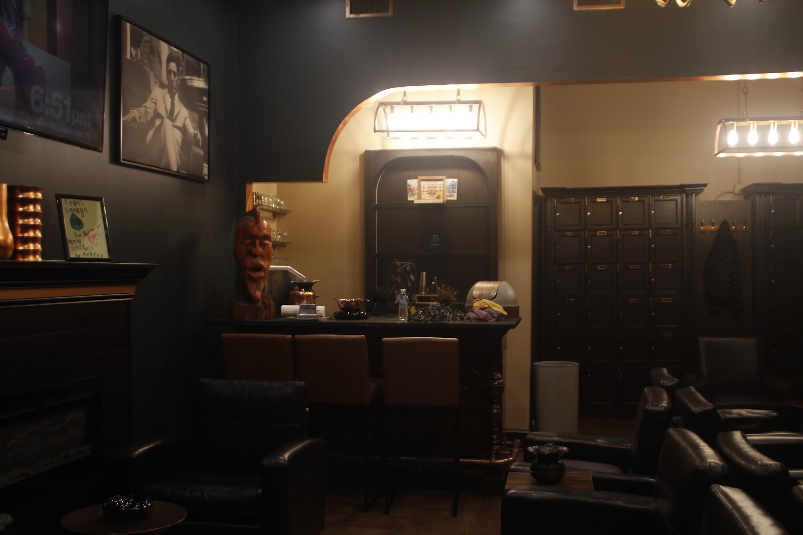Leafs Cigar Lounge photo 3