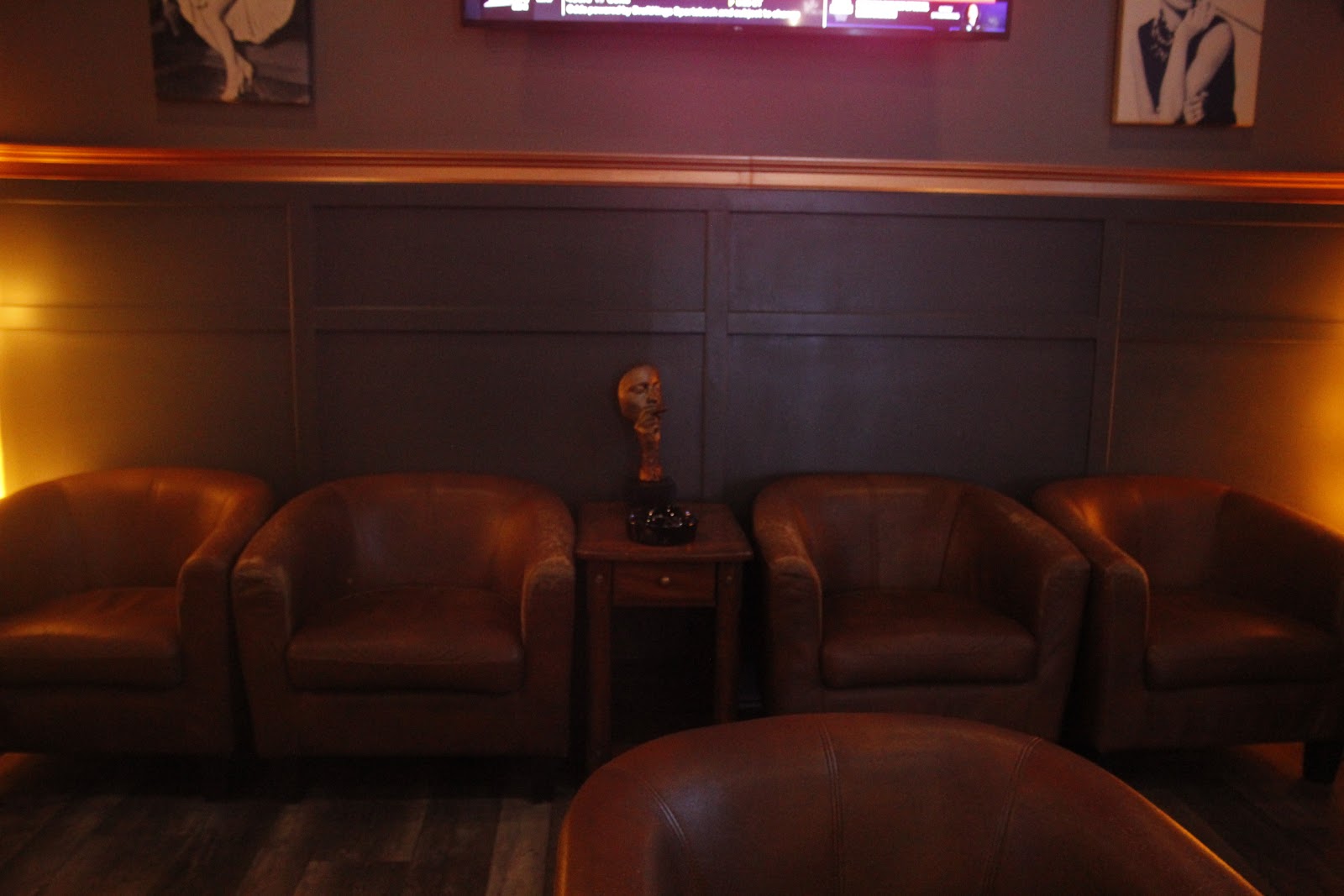 Leafs Cigar Lounge photo 9