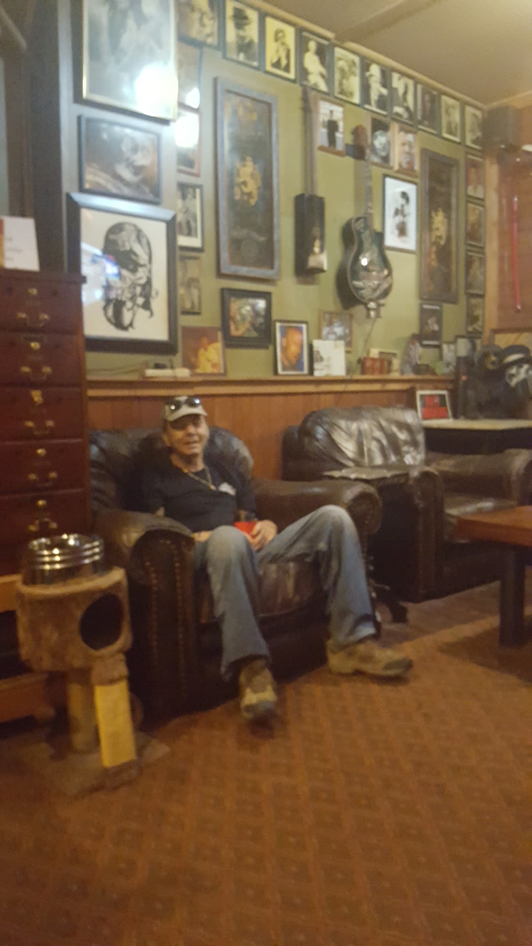 Leaning House Fine Cigars photo 8