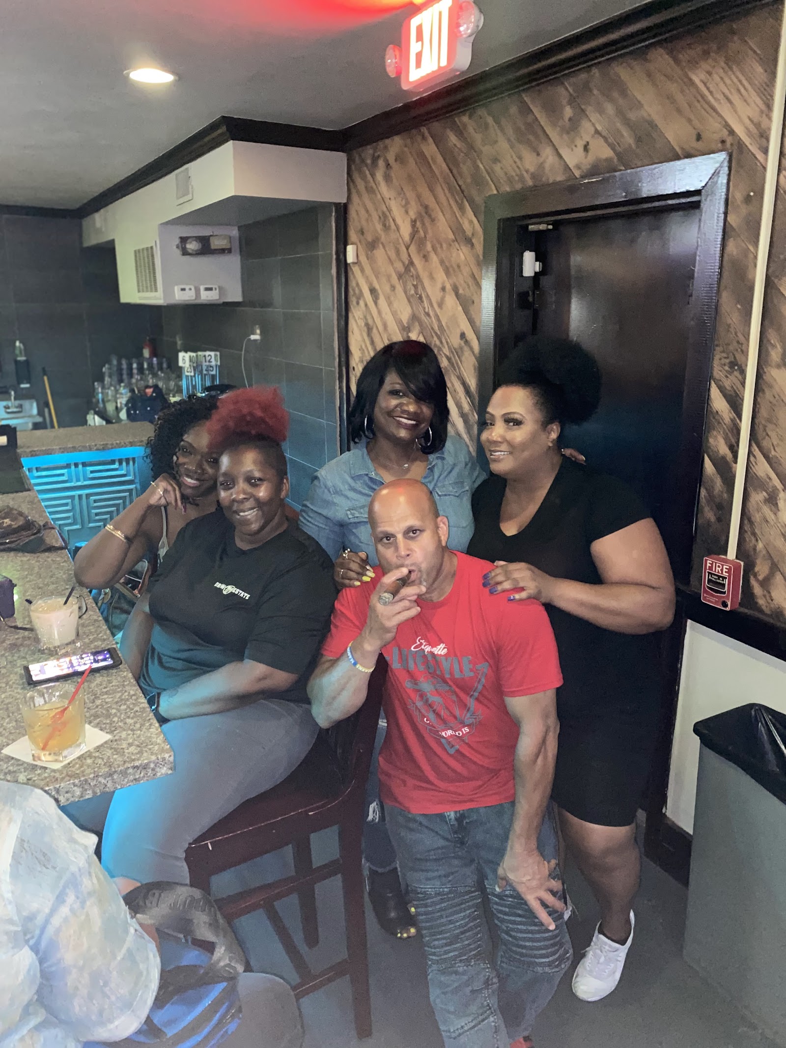 Legacy Cigars and Lounge photo 7