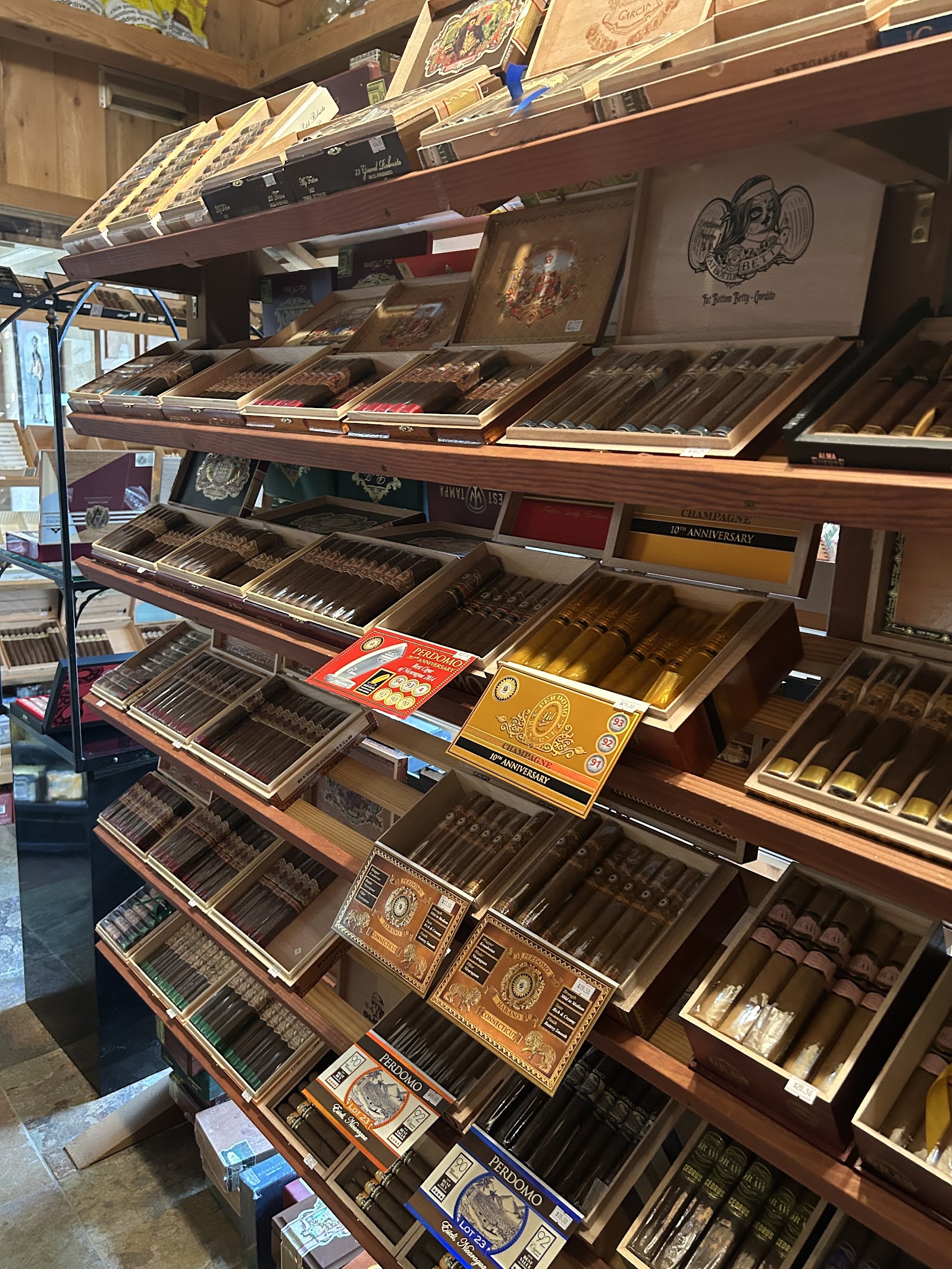 Liberty Tobacco - Del Mar, CA photo 2