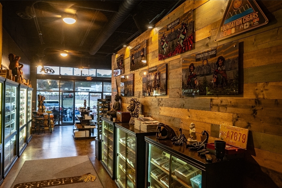 Ligero Tobacco House photo 5