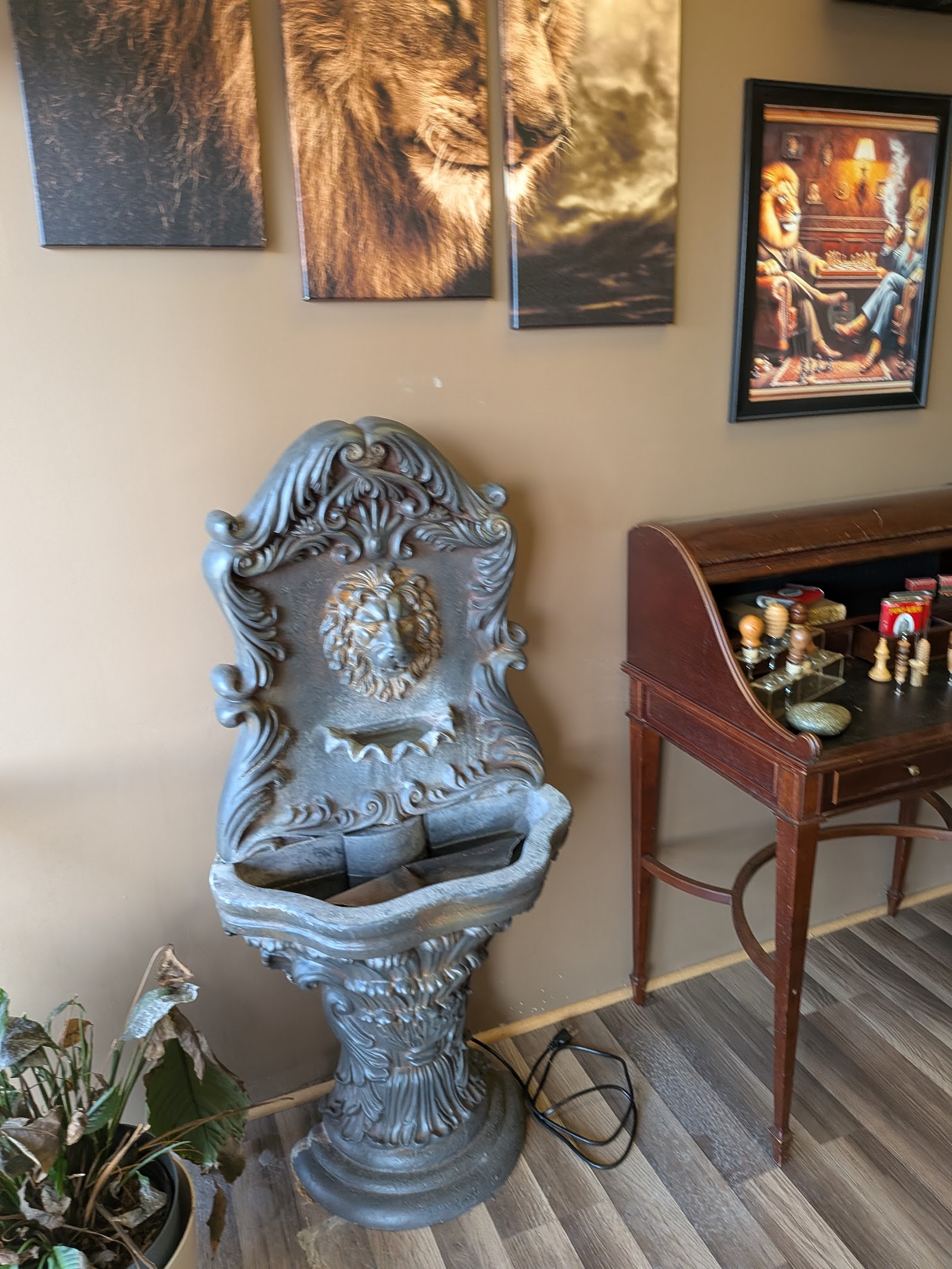 Lion's Den Tobacco LLC photo 5