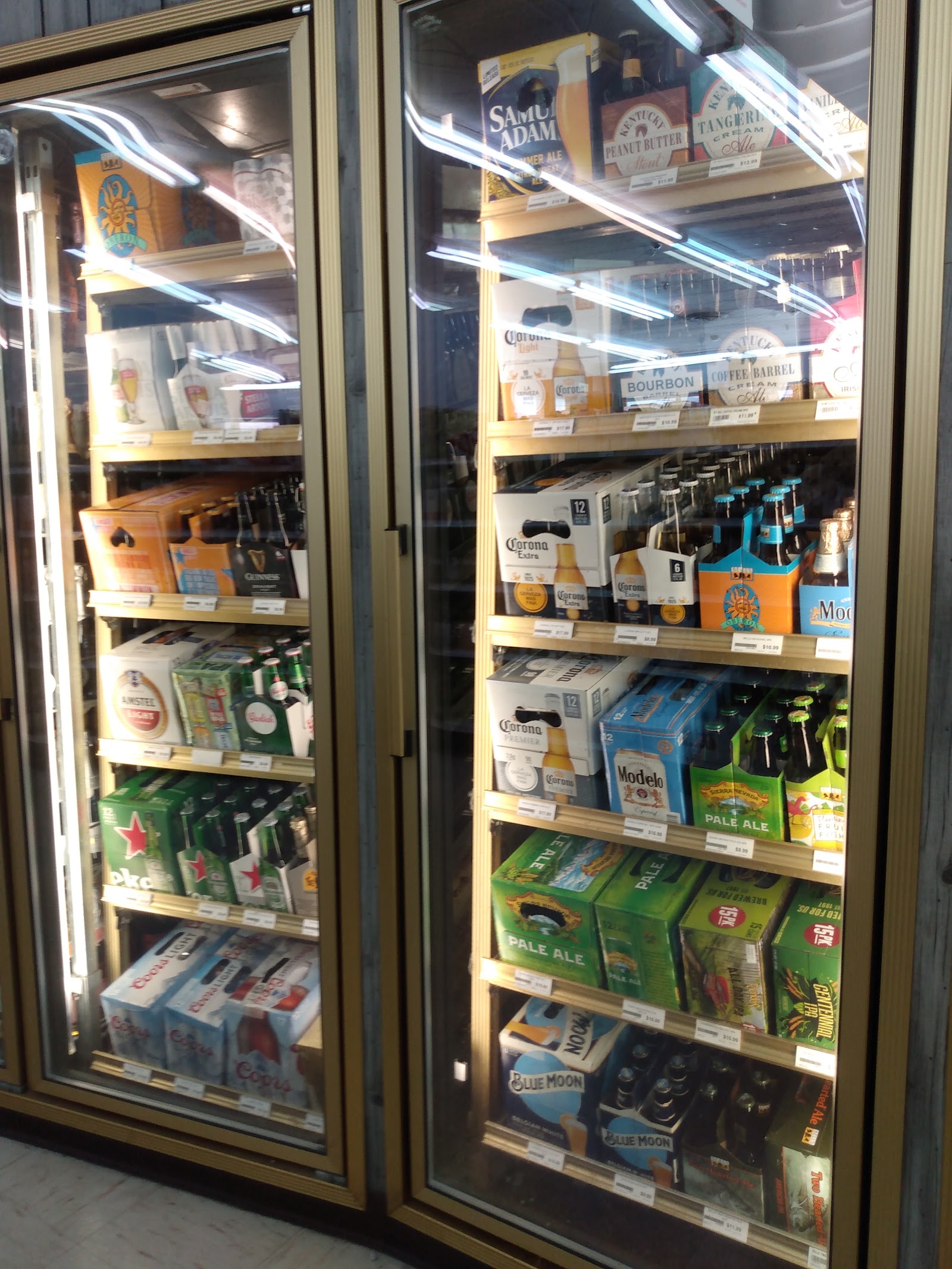 Liquor Barn Express - Lexington, KY (Chevy Chase) photo 4