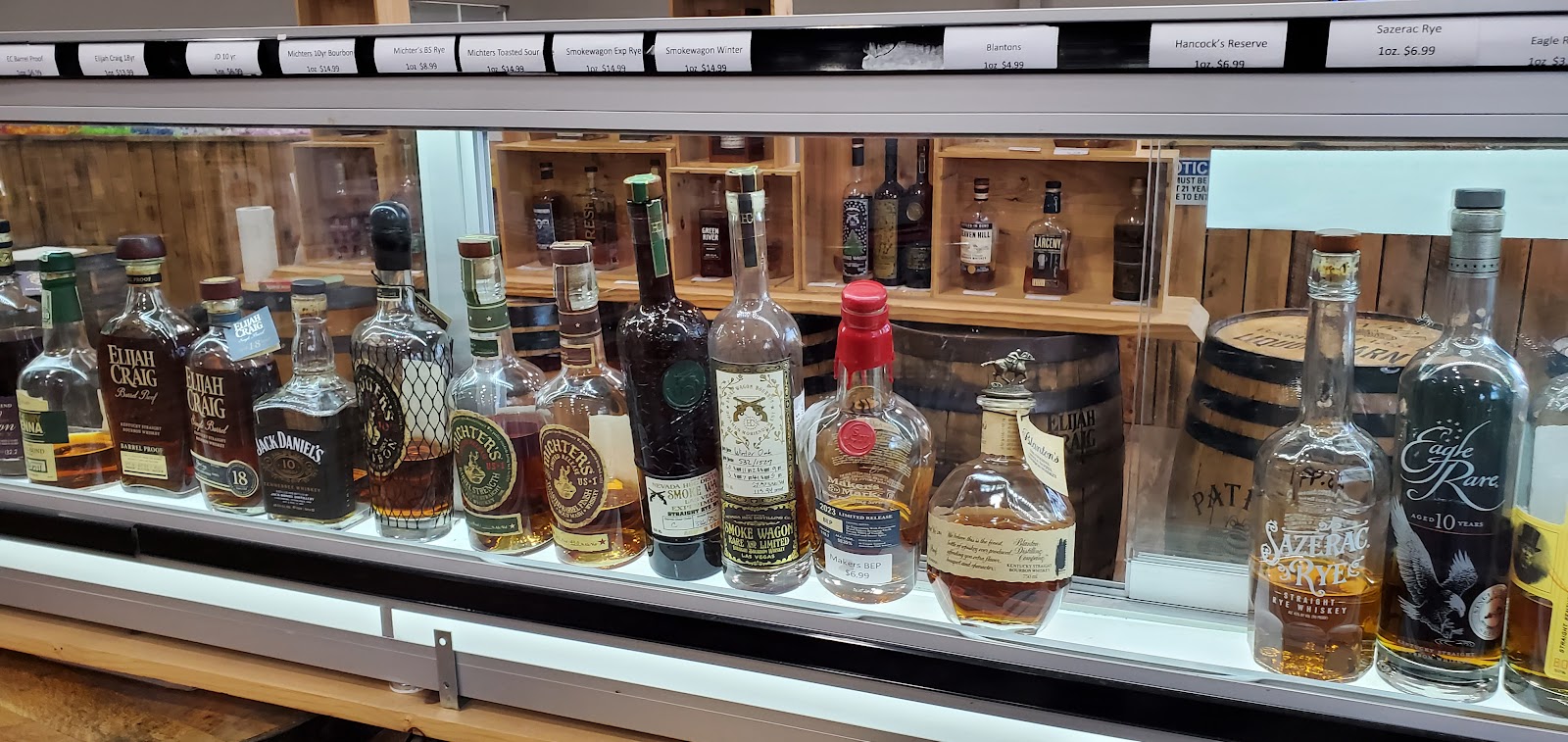 Liquor Barn - Lexington, KY (Beaumont) photo 7