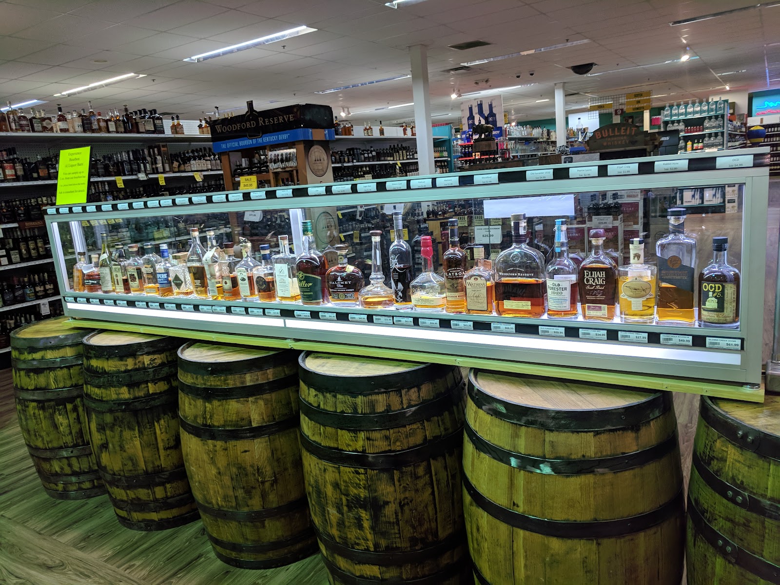 Liquor Barn - Lexington, KY (Beaumont) photo 9