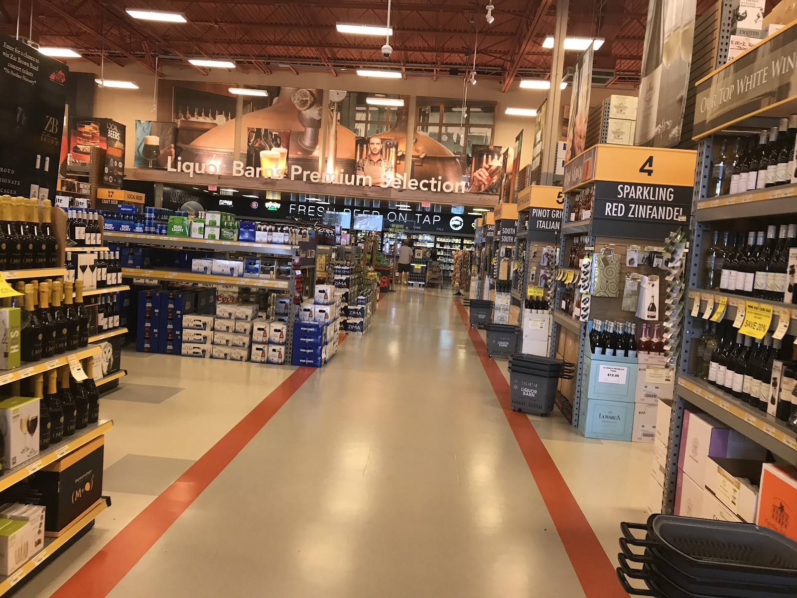 Liquor Barn - Louisville, KY (Middletown Commons) photo 8