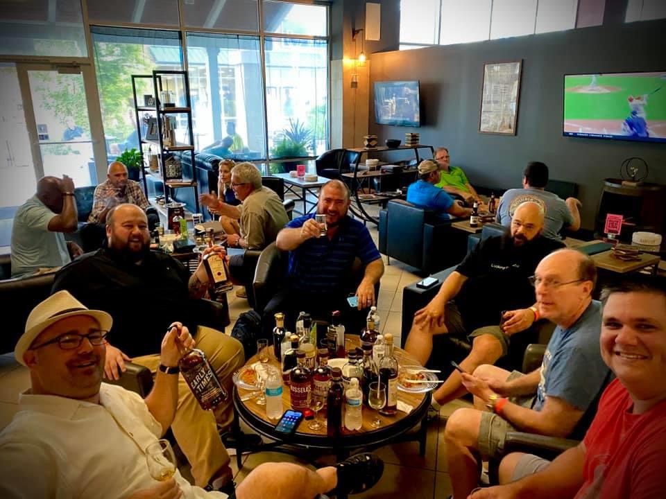 LIT Cigar Lounge St Louis photo 9
