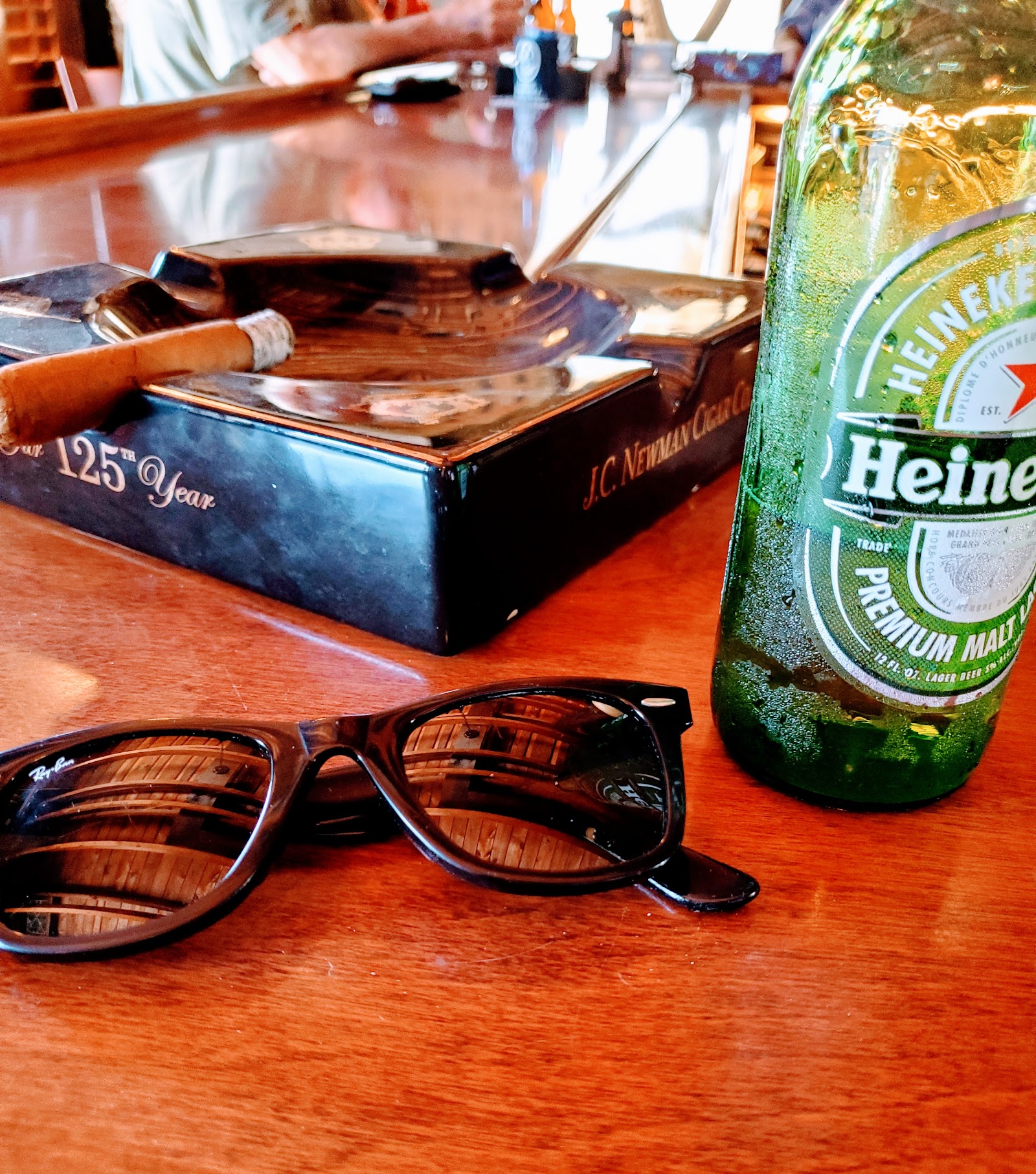 Little Corona's Cigar Lounge photo 4