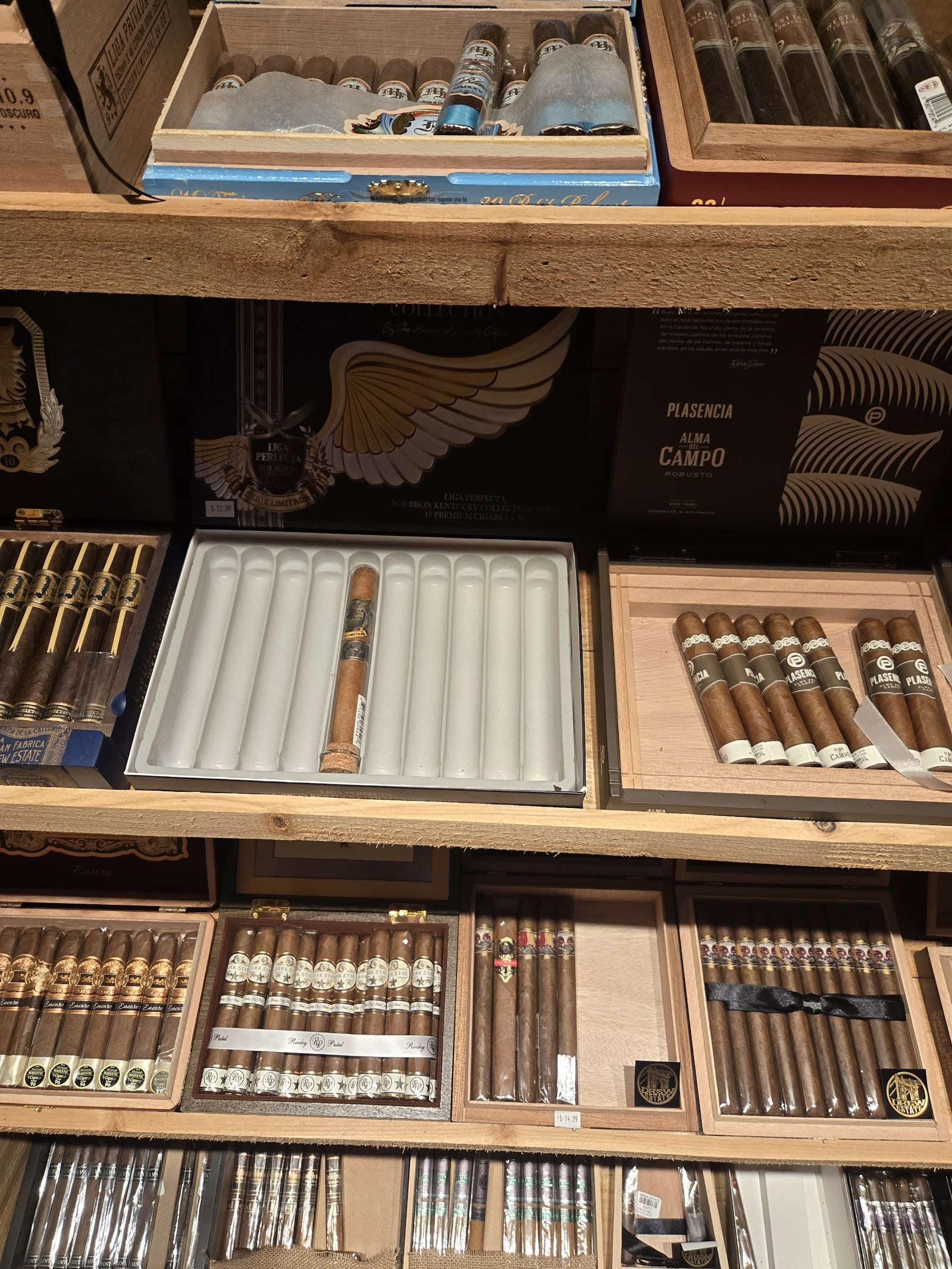 Lone Star Cigar Lounge photo 4