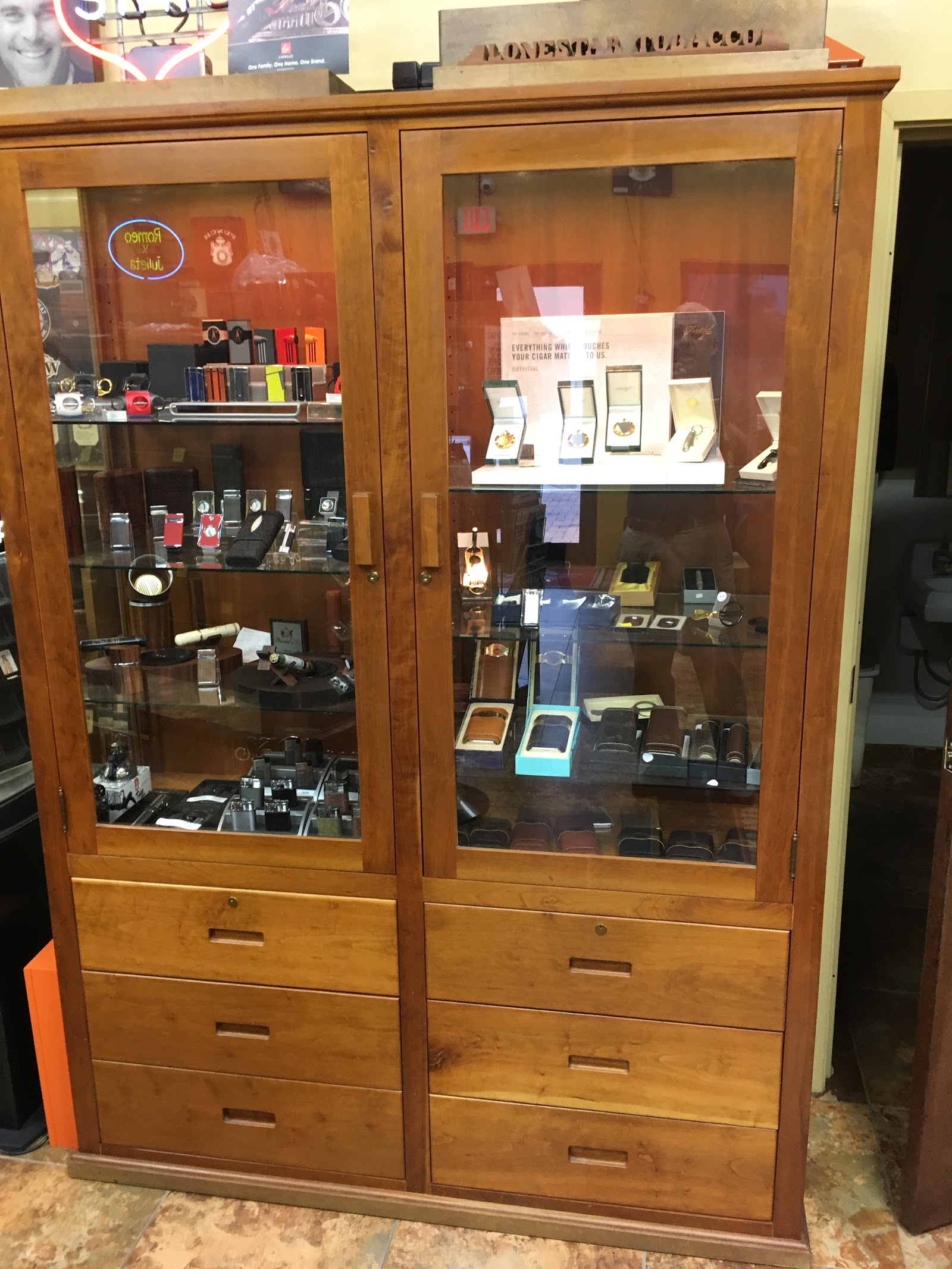 Lone Star Tobacco Houston photo 4