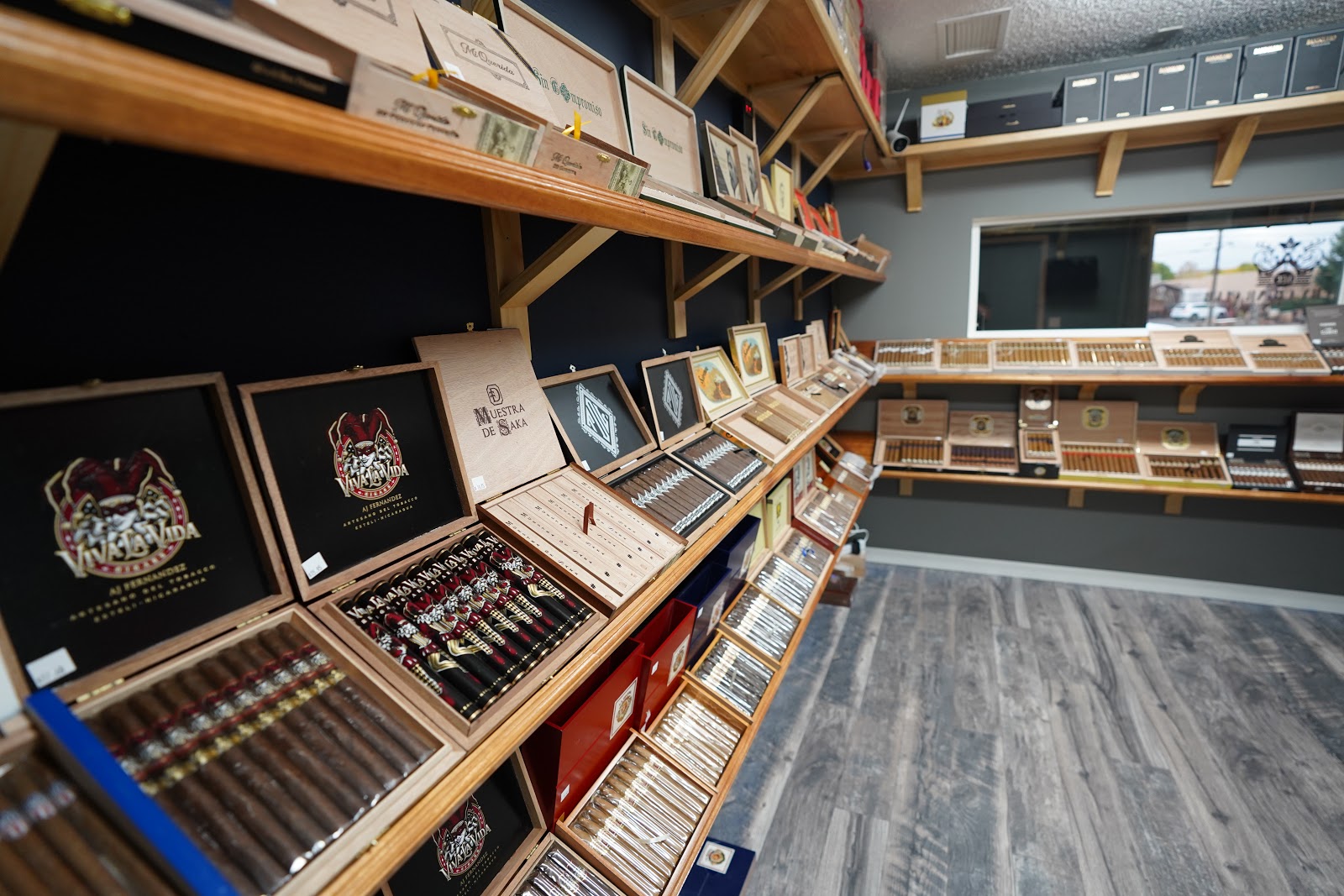 Luxury Cigar Club photo 7
