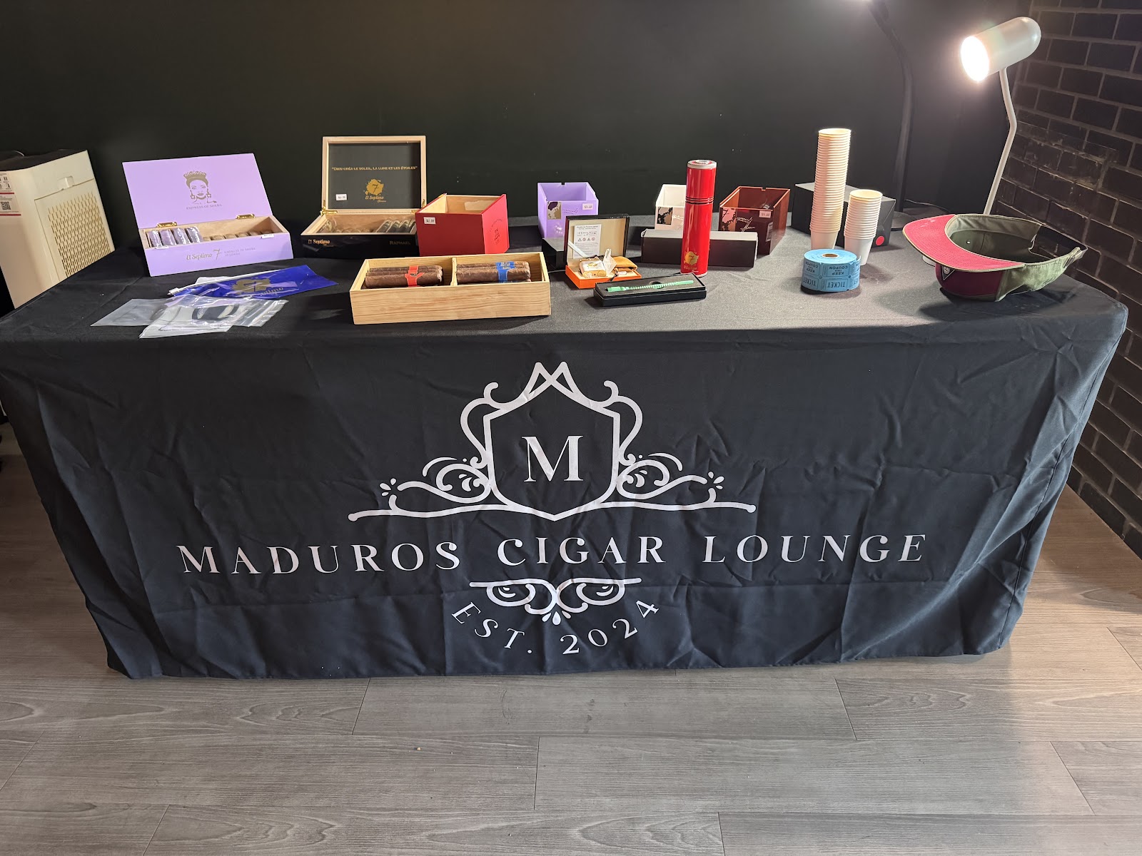 Maduros Cigar Lounge - Glen Mills, PA photo 10