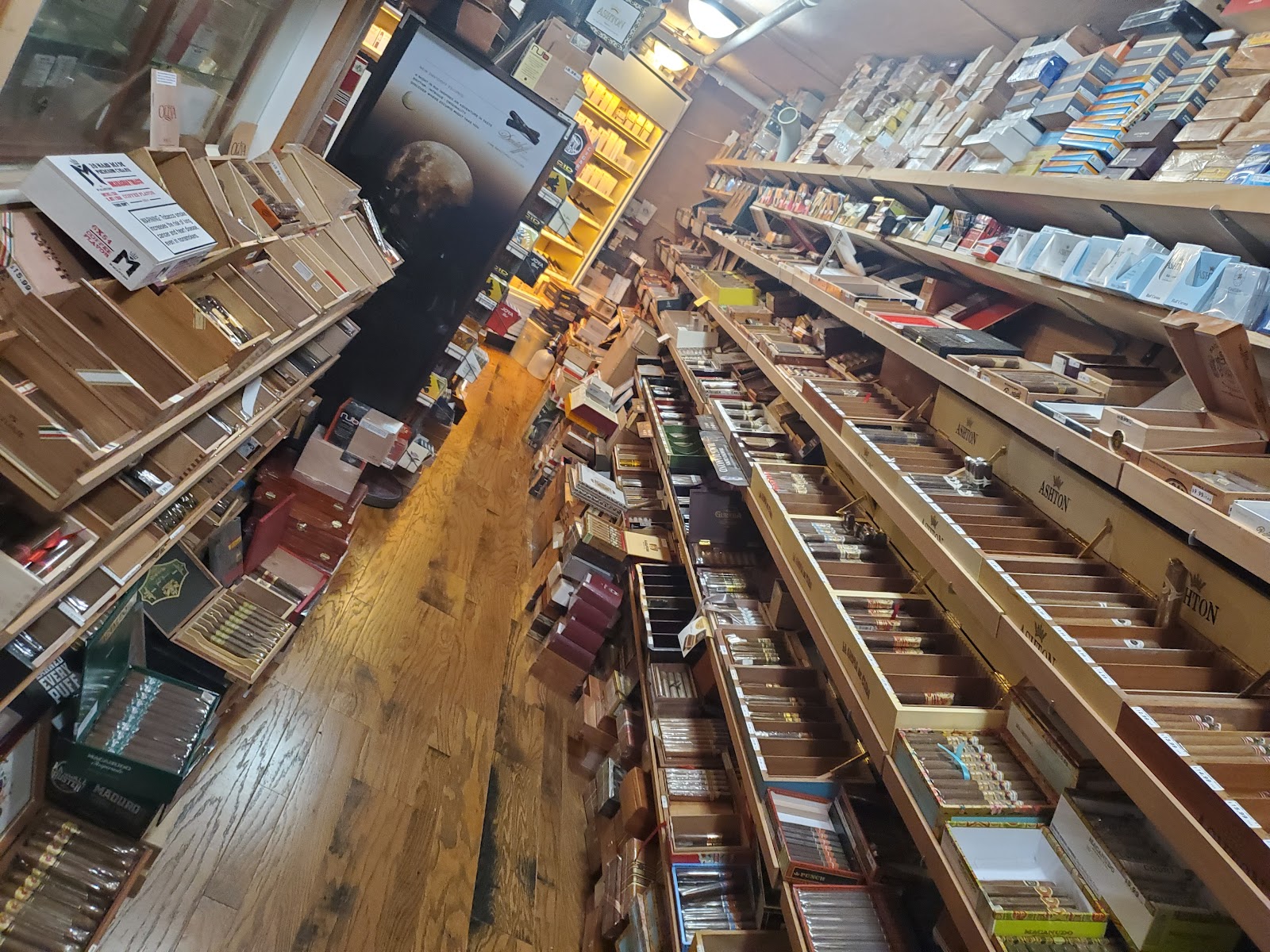 Market Tobacco Patch photo 5