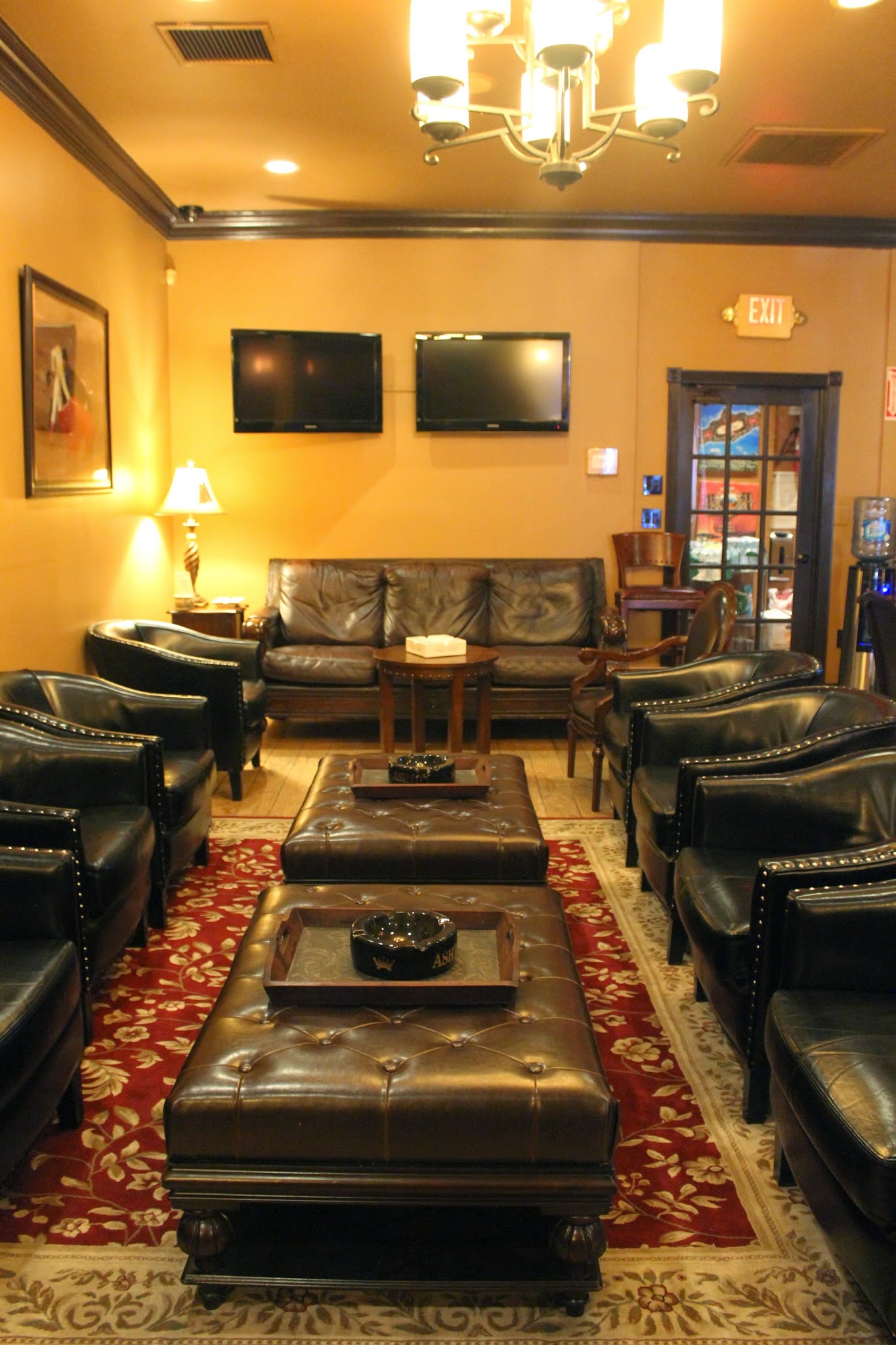 Matador Cigars - Roslyn Heights (HQ) photo 2
