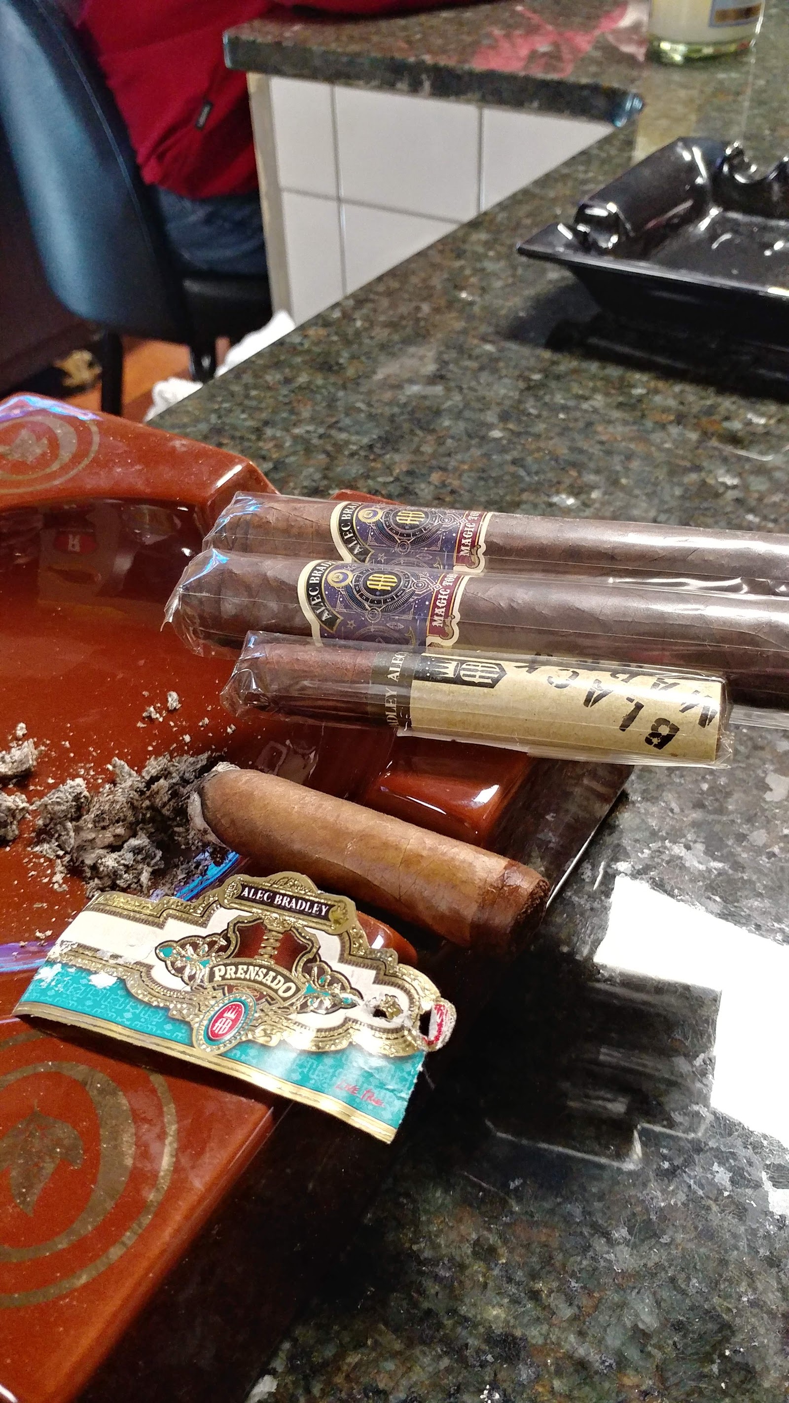Maxwell's Cigar Bar LLC photo 6