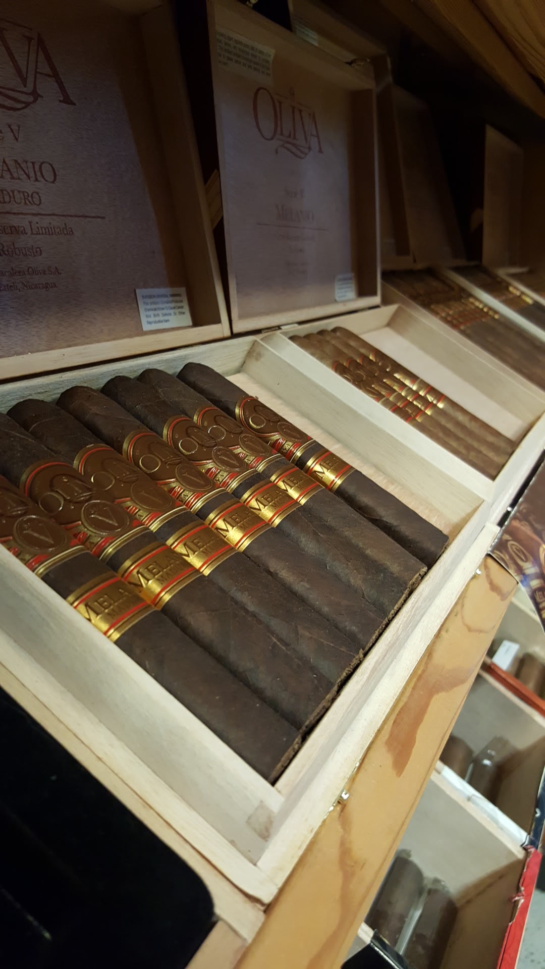 MC Cigar Shop and Lounge photo 3